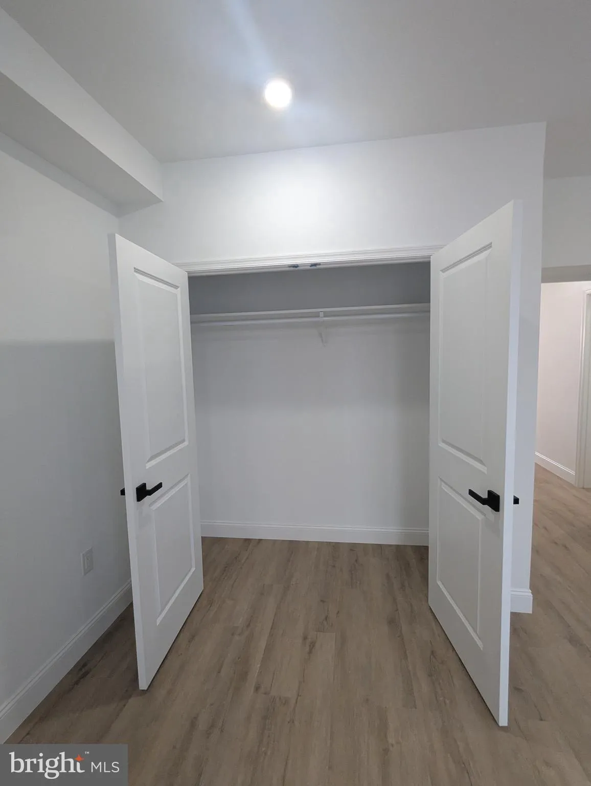 Philadelphia, Pennsylvania 19130, United States, 1 Bedroom Bedrooms, ,1 BathroomBathrooms,Residential,Pending,85244