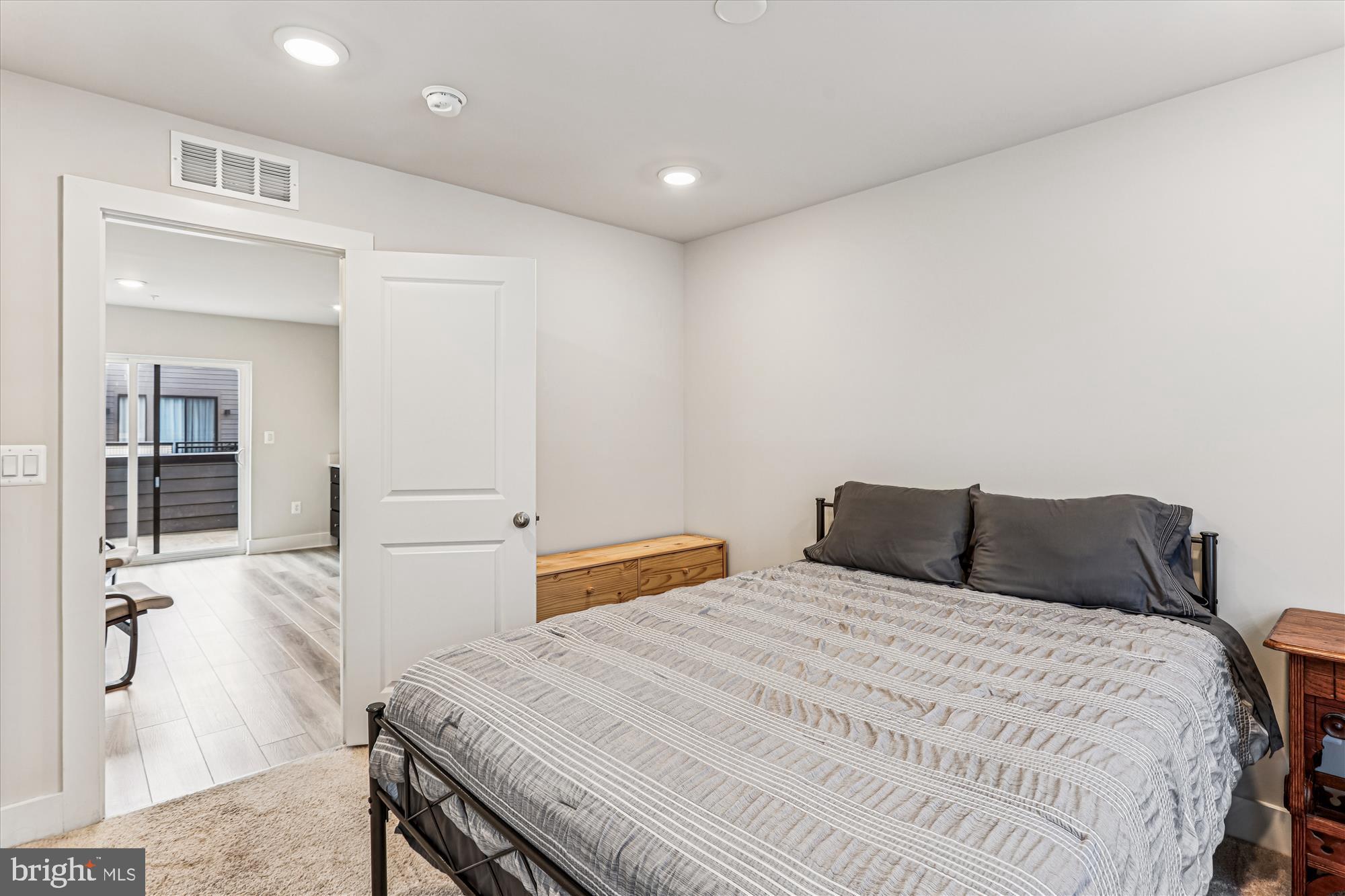 LOCKE LANDING - Residential