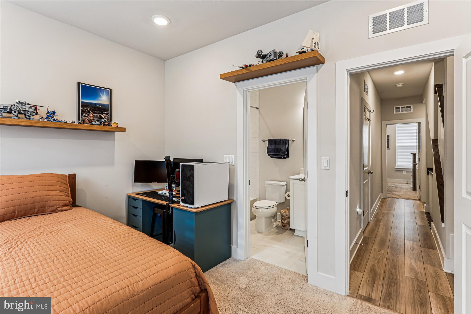 LOCKE LANDING - Residential