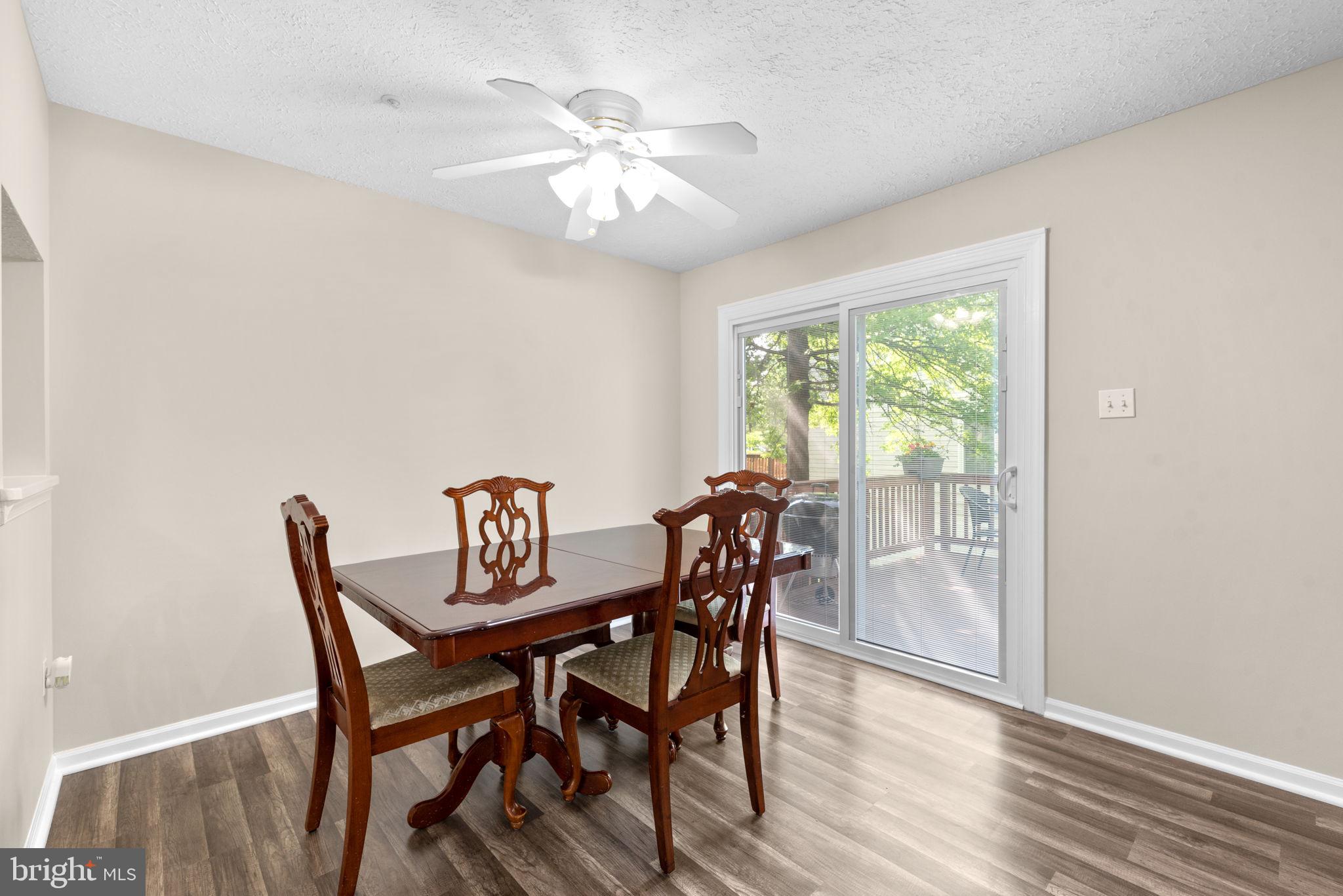 LONG REACH - Residential