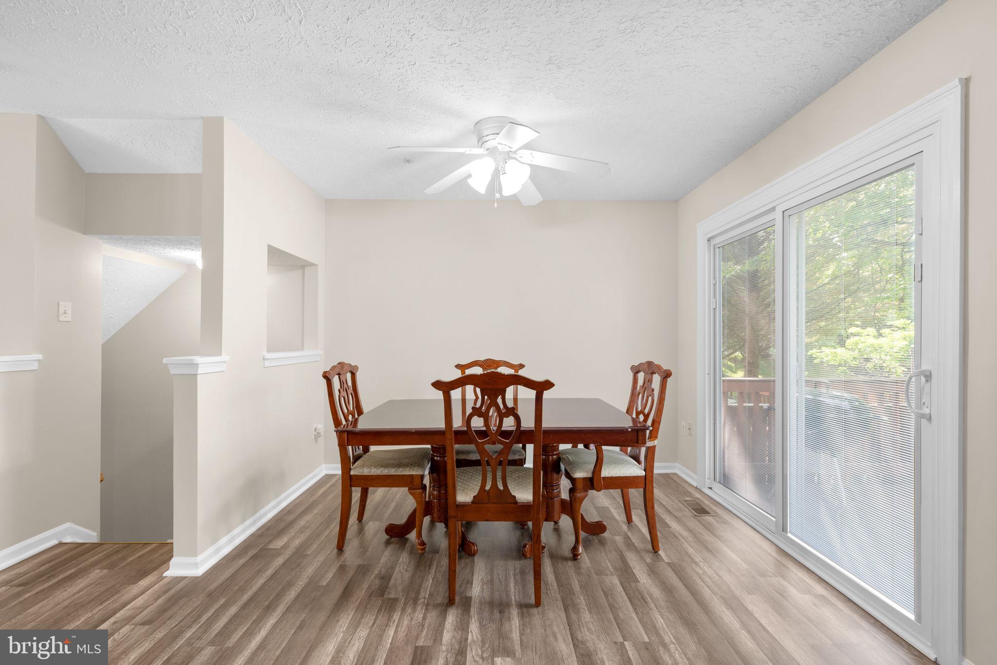 LONG REACH - Residential