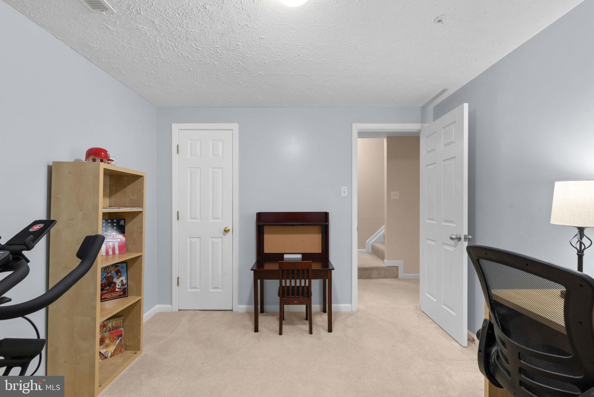 LONG REACH - Residential