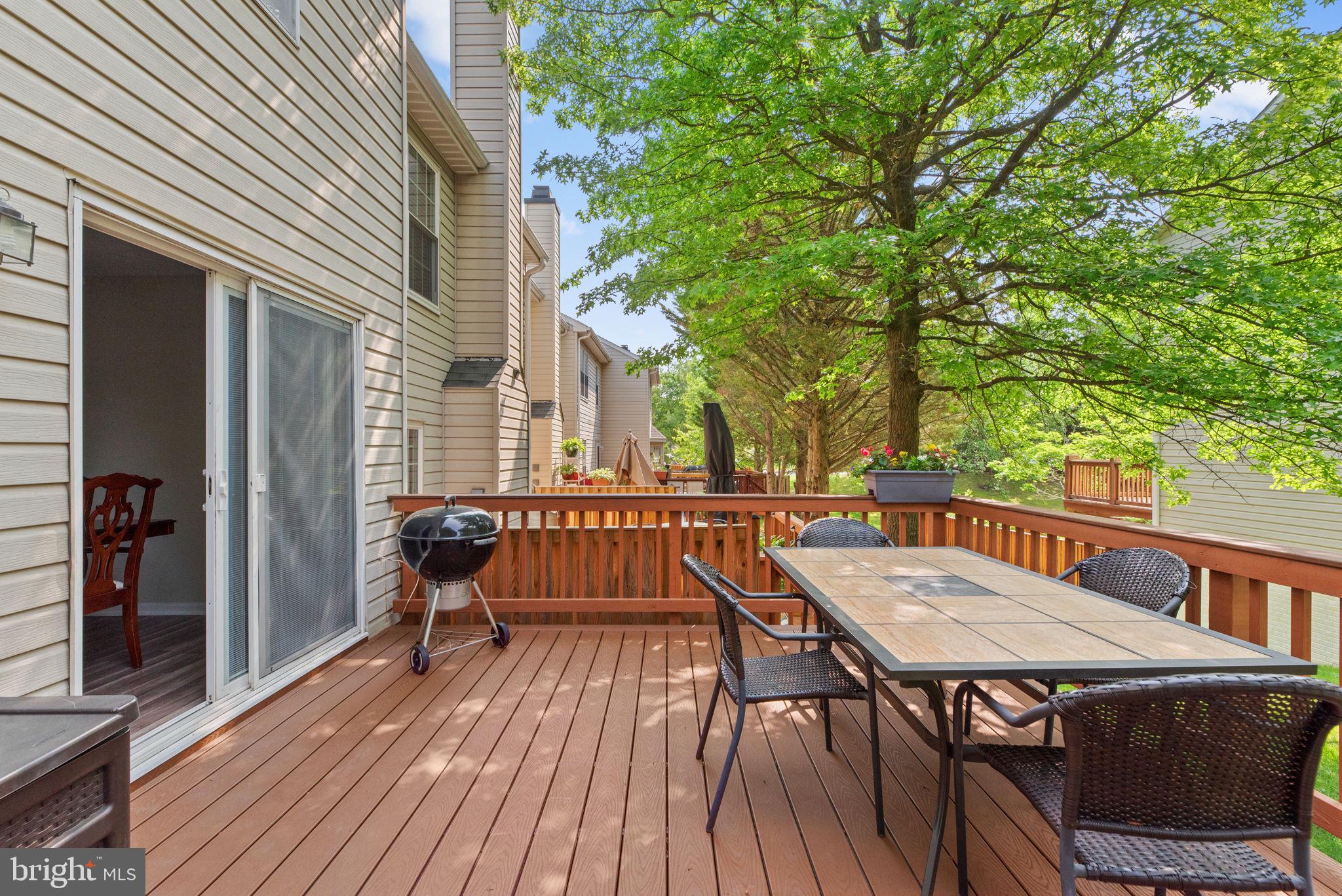 LONG REACH - Residential