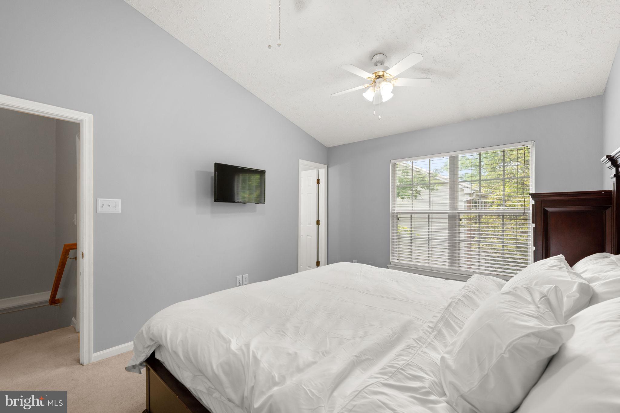 LONG REACH - Residential