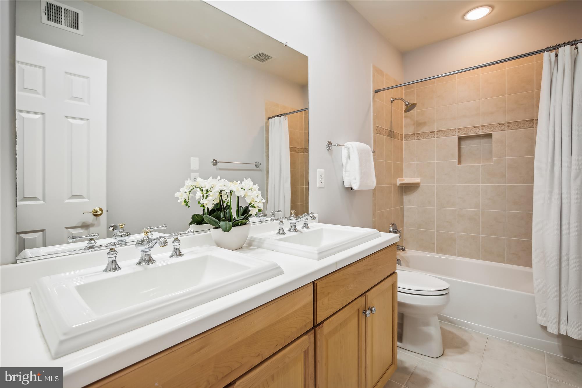 EVANS FARM - Residential