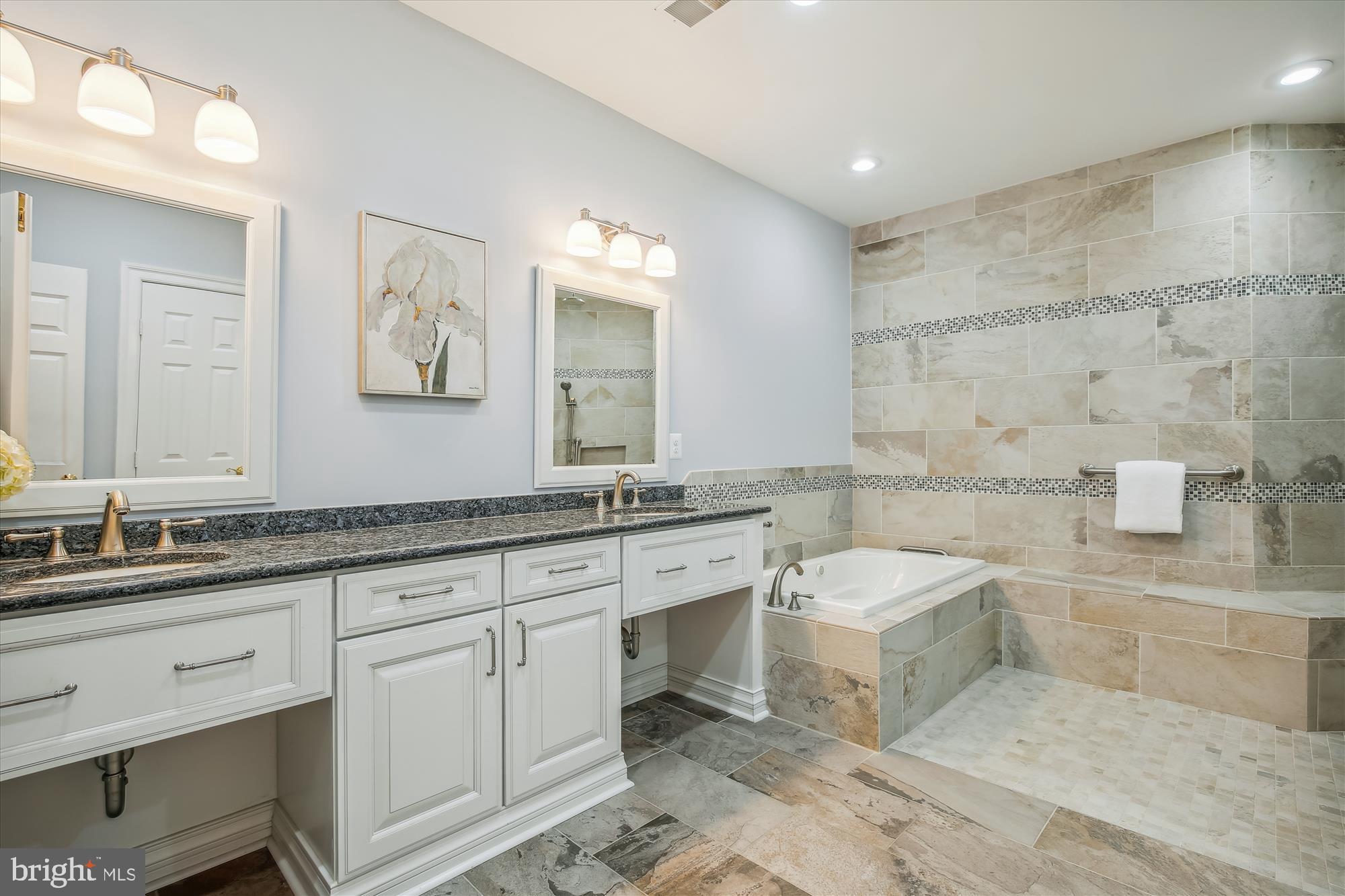 EVANS FARM - Residential