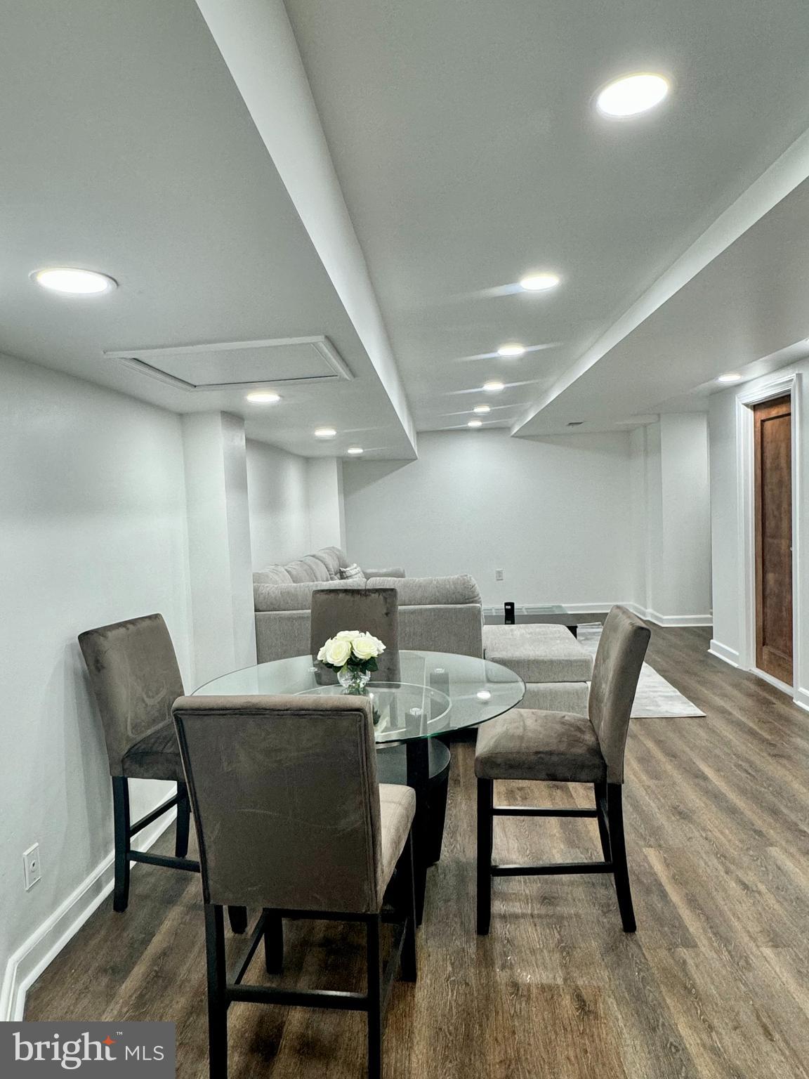 CHARLES VILLAGE - Residential Lease