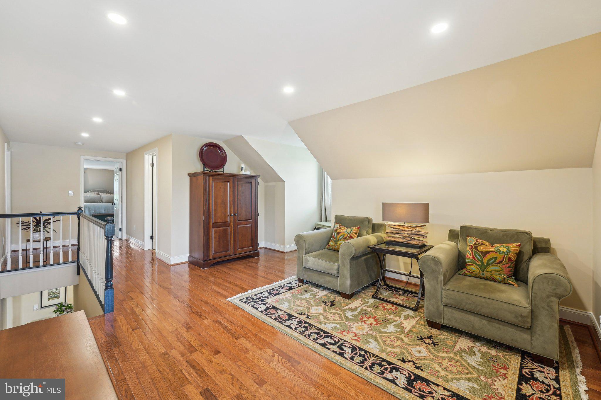 GREEN LANE - Residential