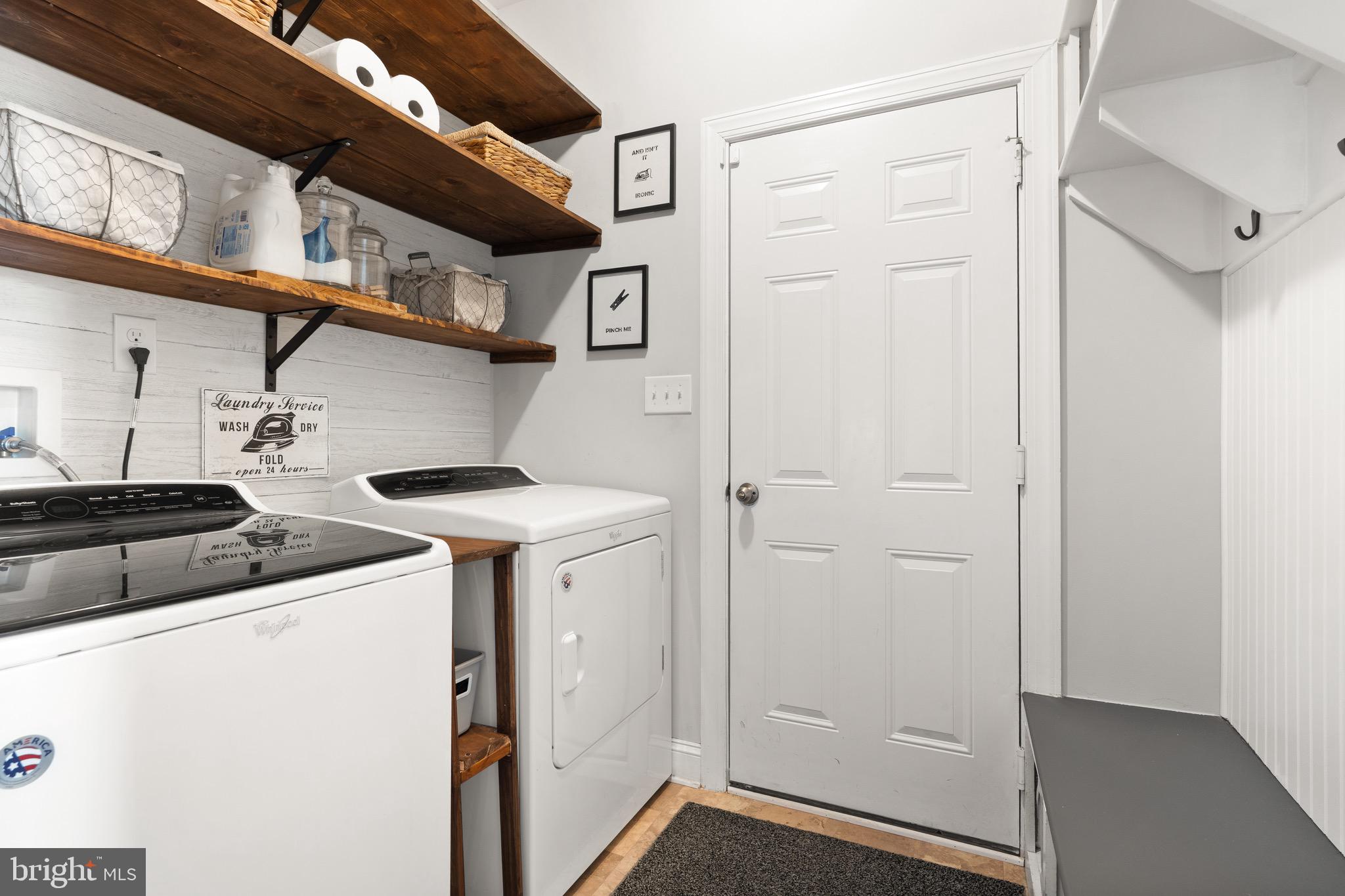 THE VILLAGE OF WASHINGTON TRAIL - Residential