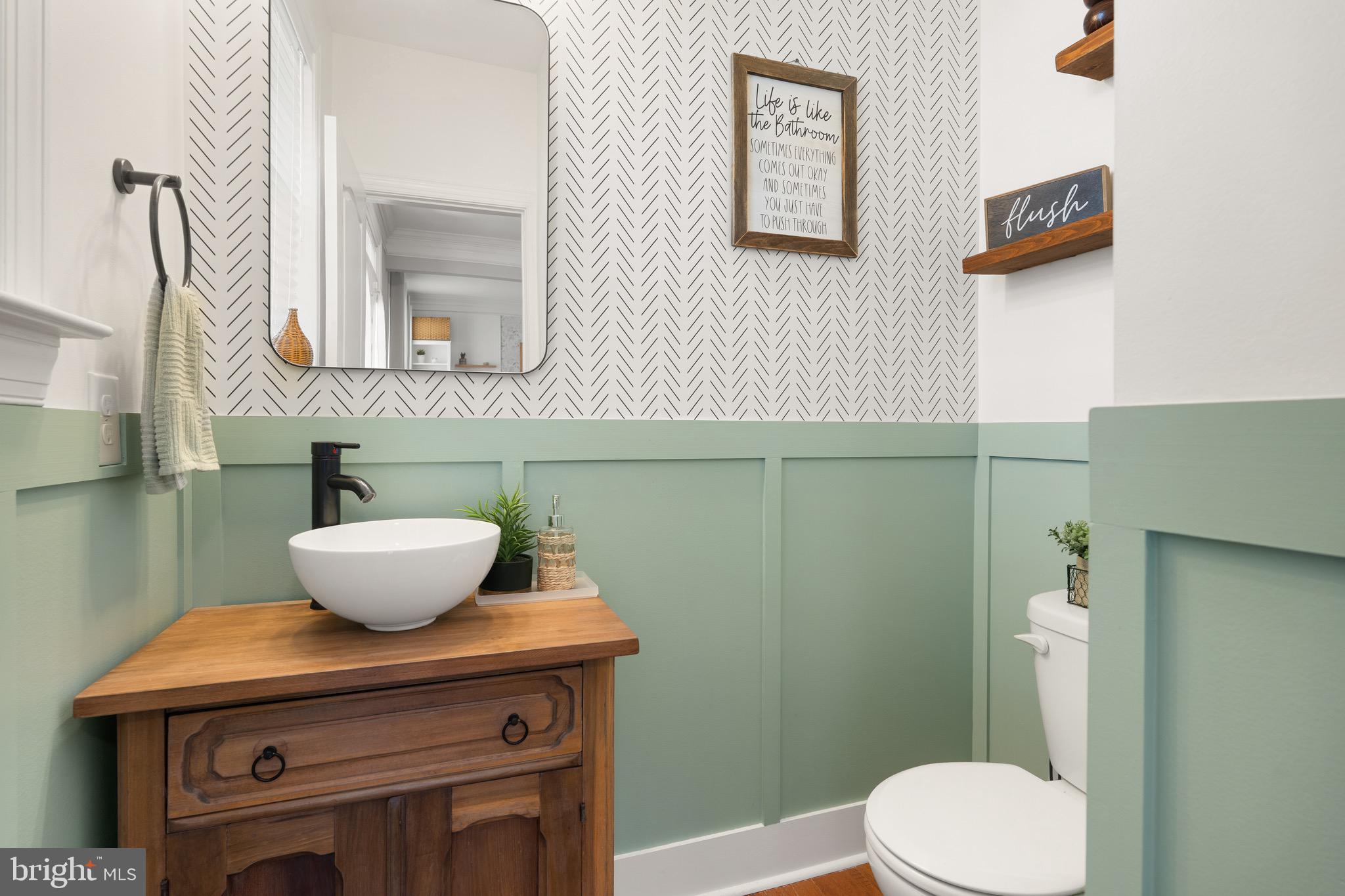 THE VILLAGE OF WASHINGTON TRAIL - Residential