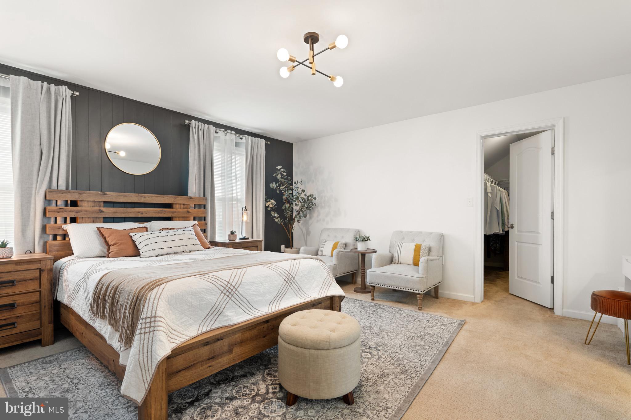 THE VILLAGE OF WASHINGTON TRAIL - Residential