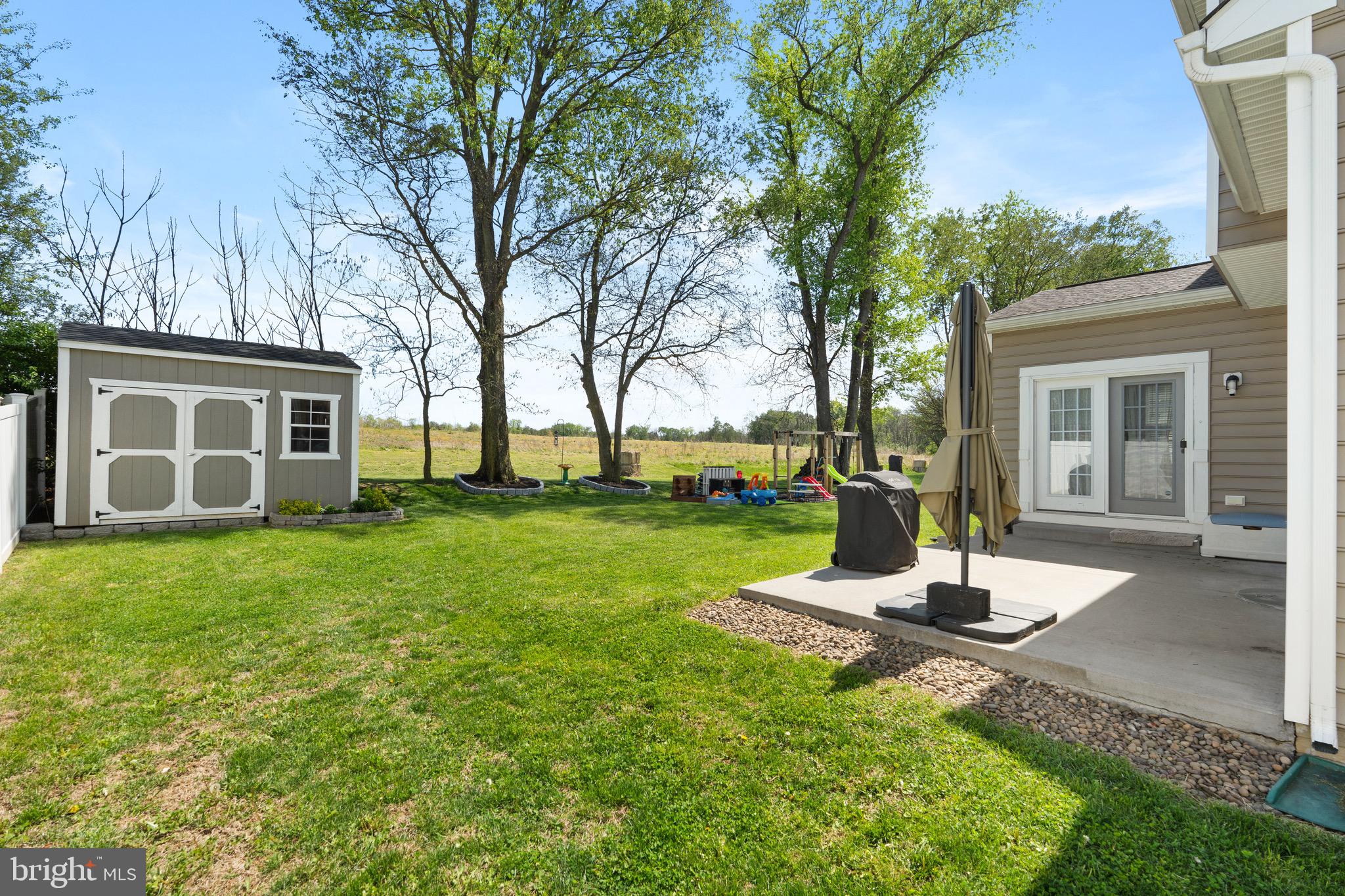 THE VILLAGE OF WASHINGTON TRAIL - Residential