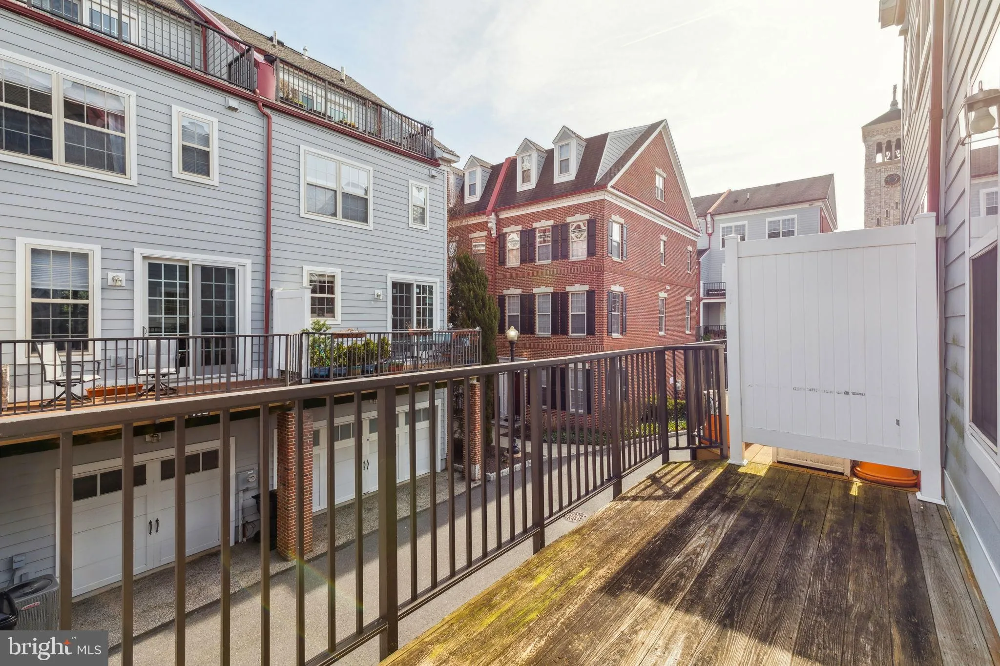 Philadelphia, Pennsylvania 19146, United States, 3 Bedrooms Bedrooms, ,3 BathroomsBathrooms,Residential,Pending,128035