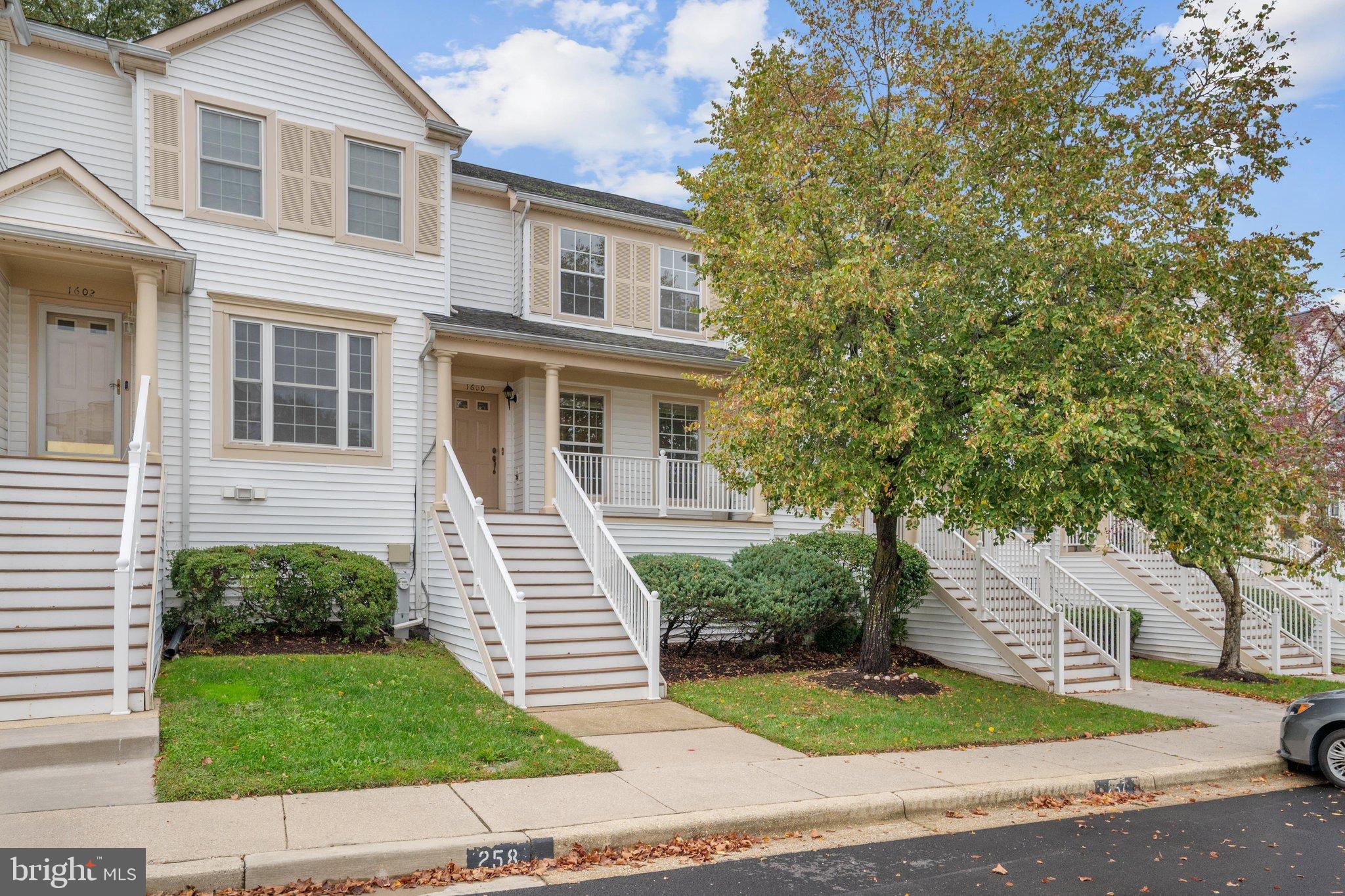 1600 FALLOWFIELD