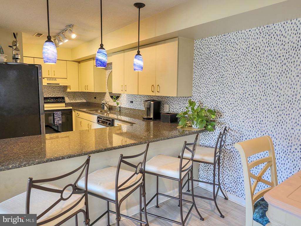 EAGLES LANDING III - Residential