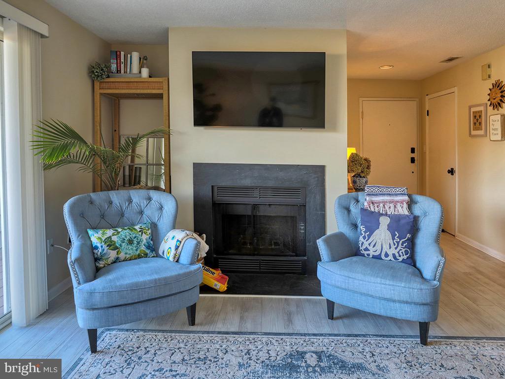 EAGLES LANDING III - Residential