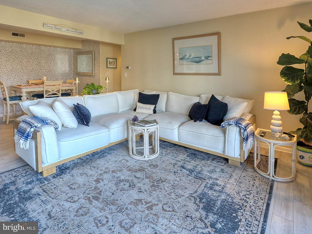 EAGLES LANDING III - Residential