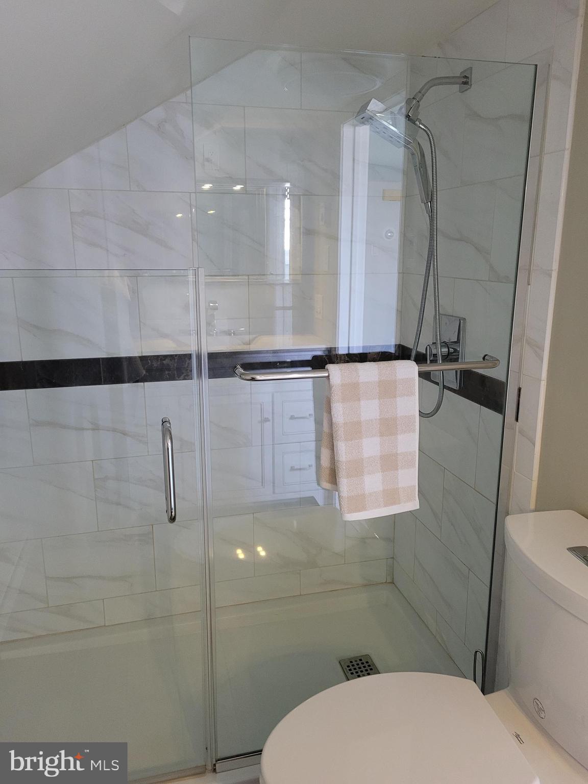 YORKVILLE - Residential