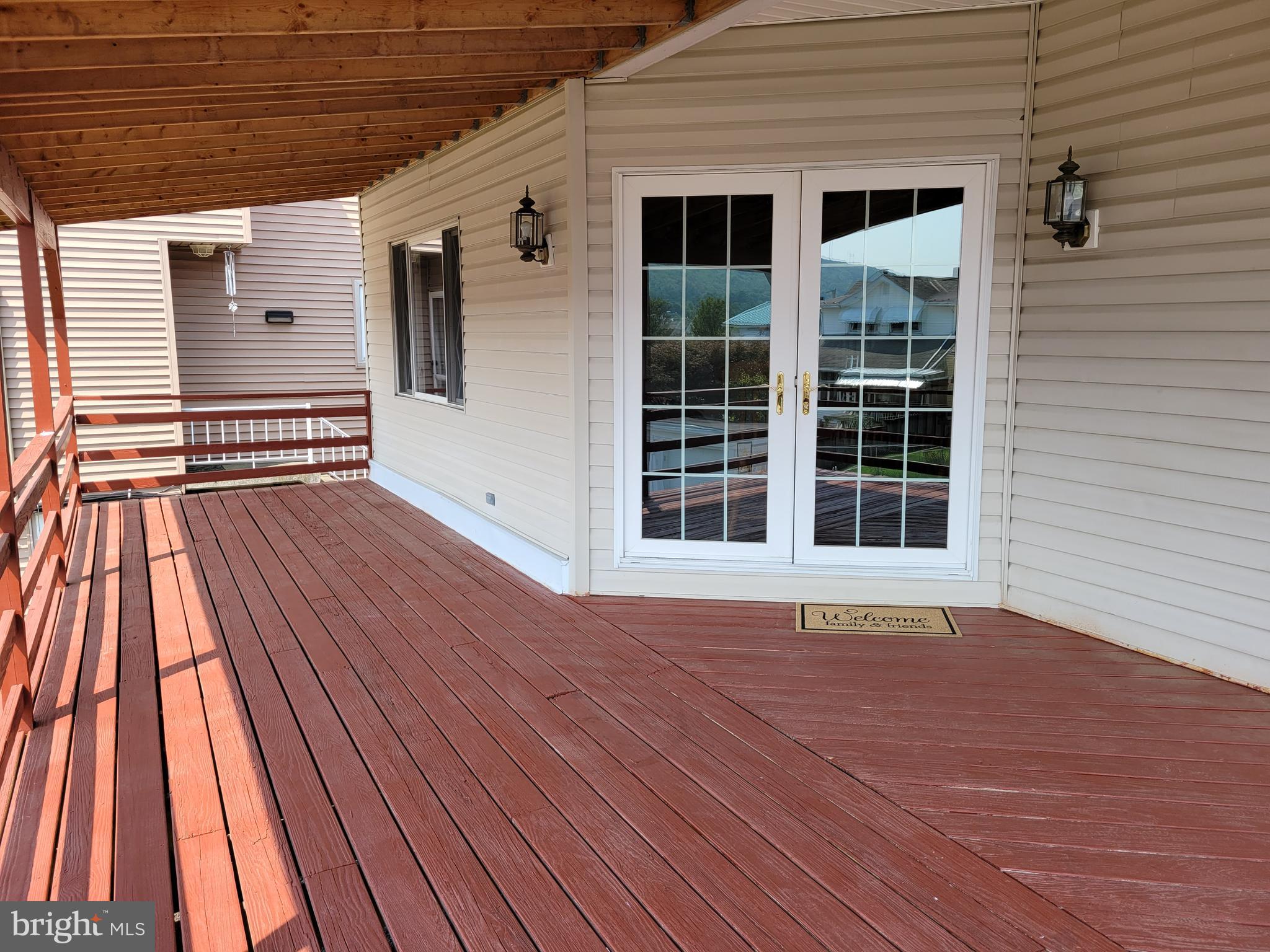 YORKVILLE - Residential