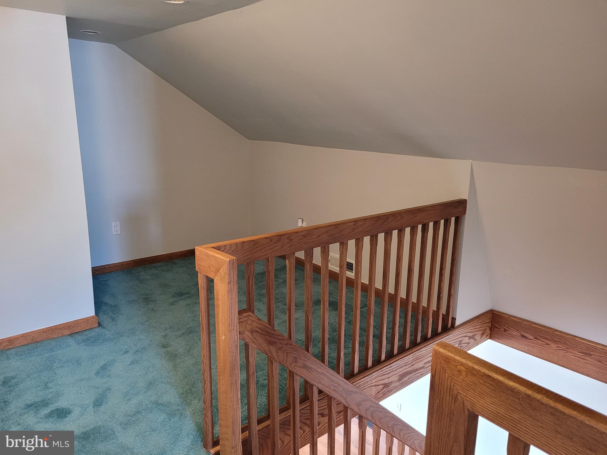 YORKVILLE - Residential