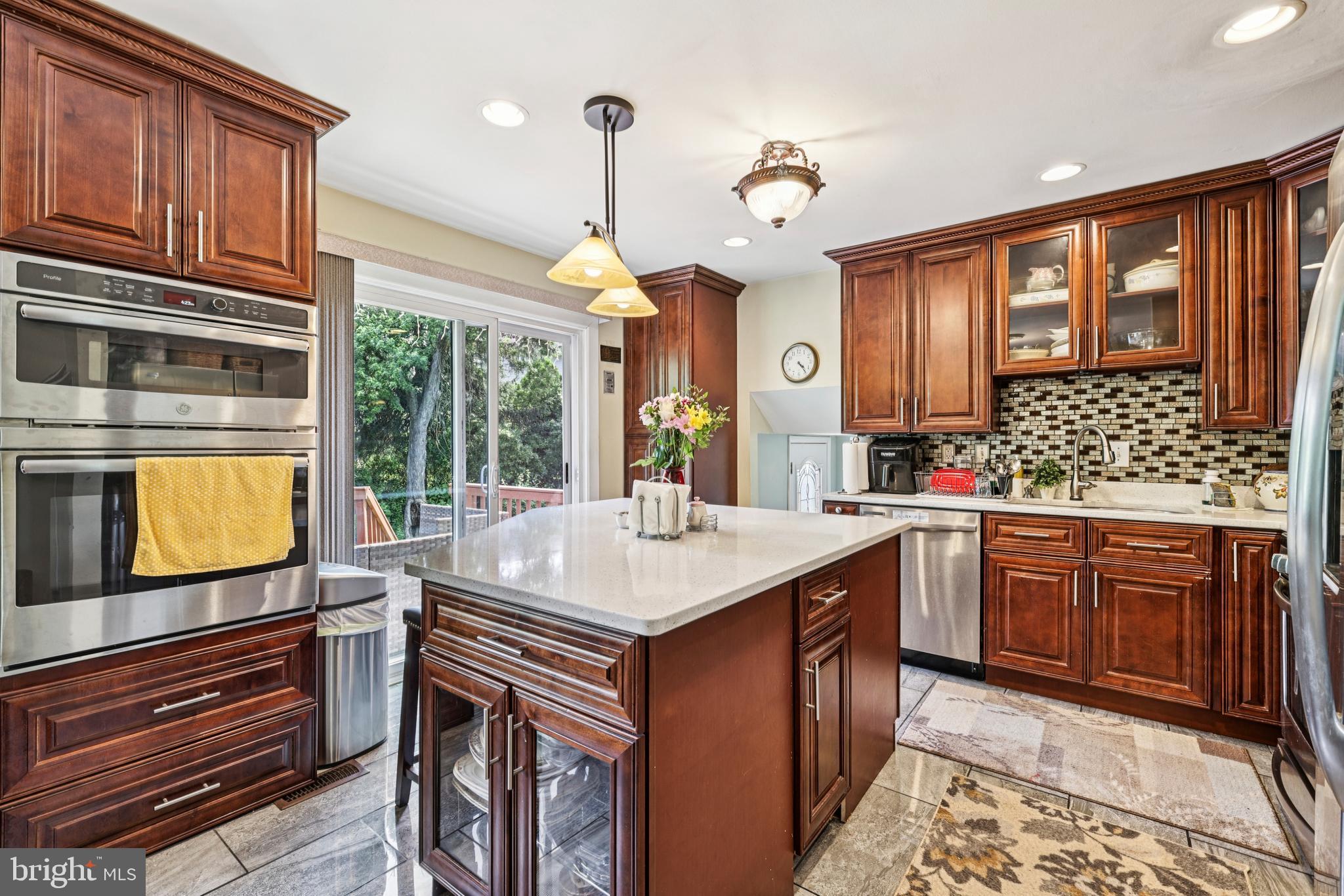 1407 PEACEFUL LANE