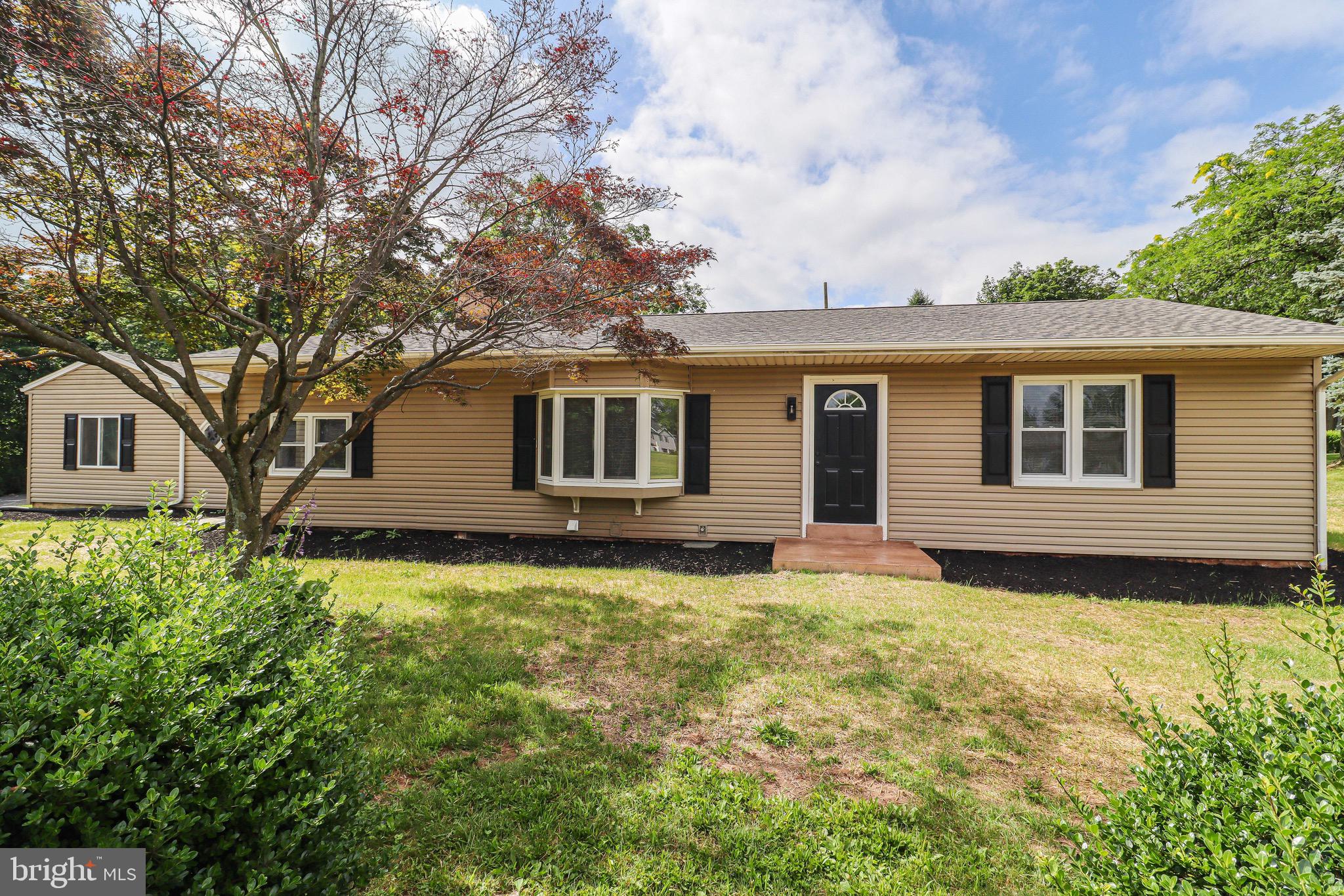 7821 SKYLINE DRIVE