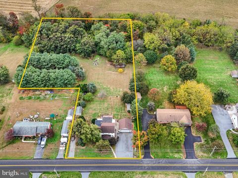 1443 SHUMAKER ROAD MANHEIM PA 17545