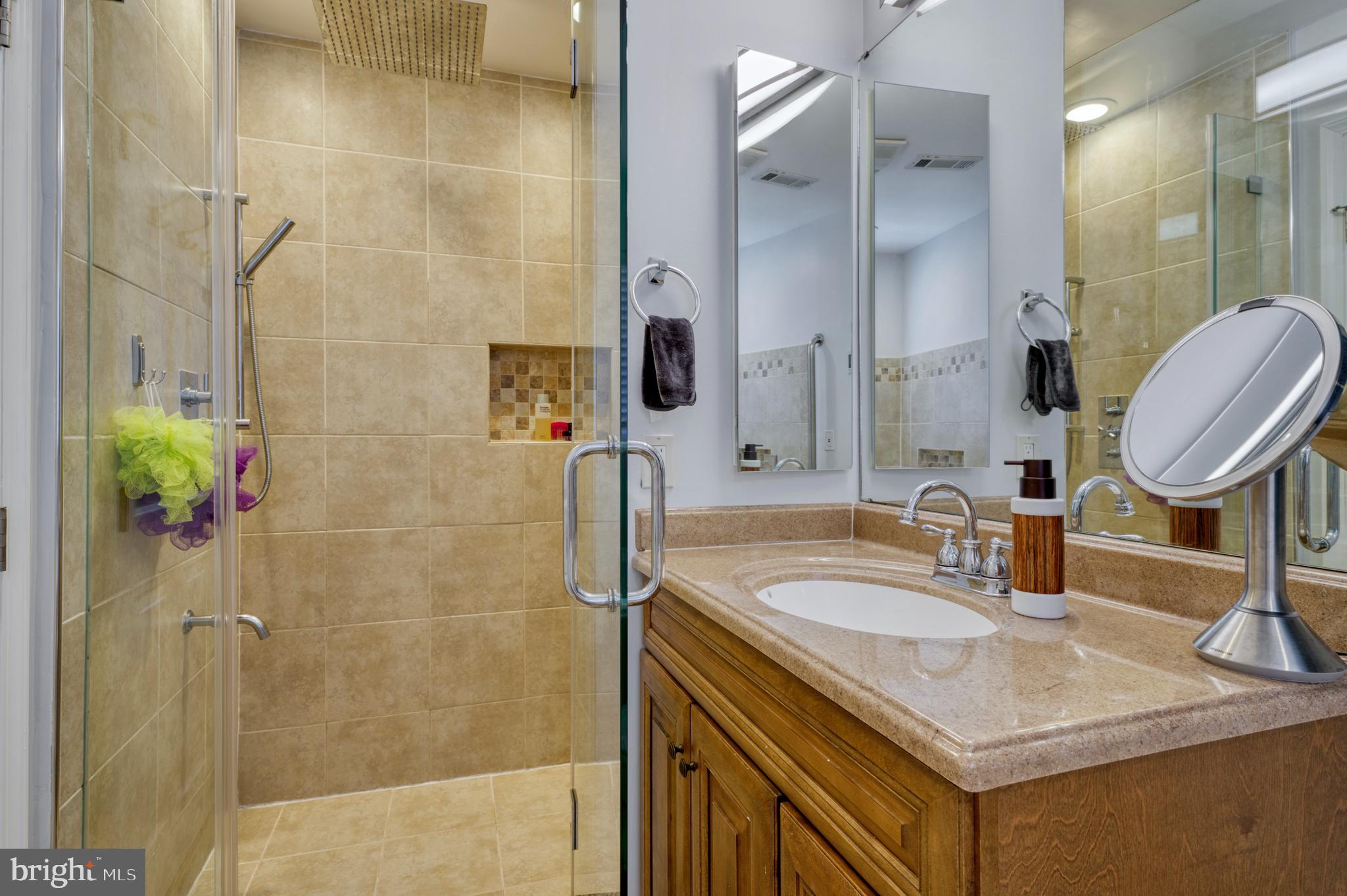 MADISON LANE - Residential