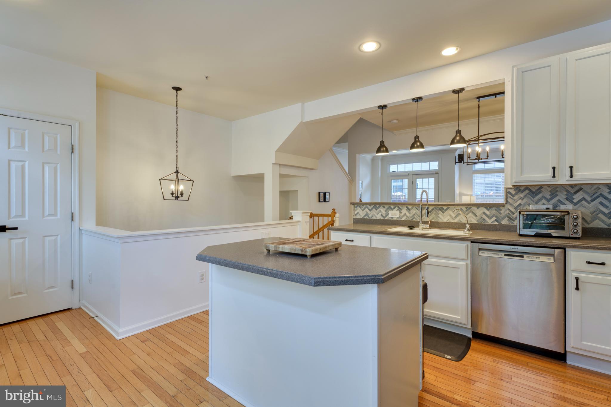 MADISON LANE - Residential