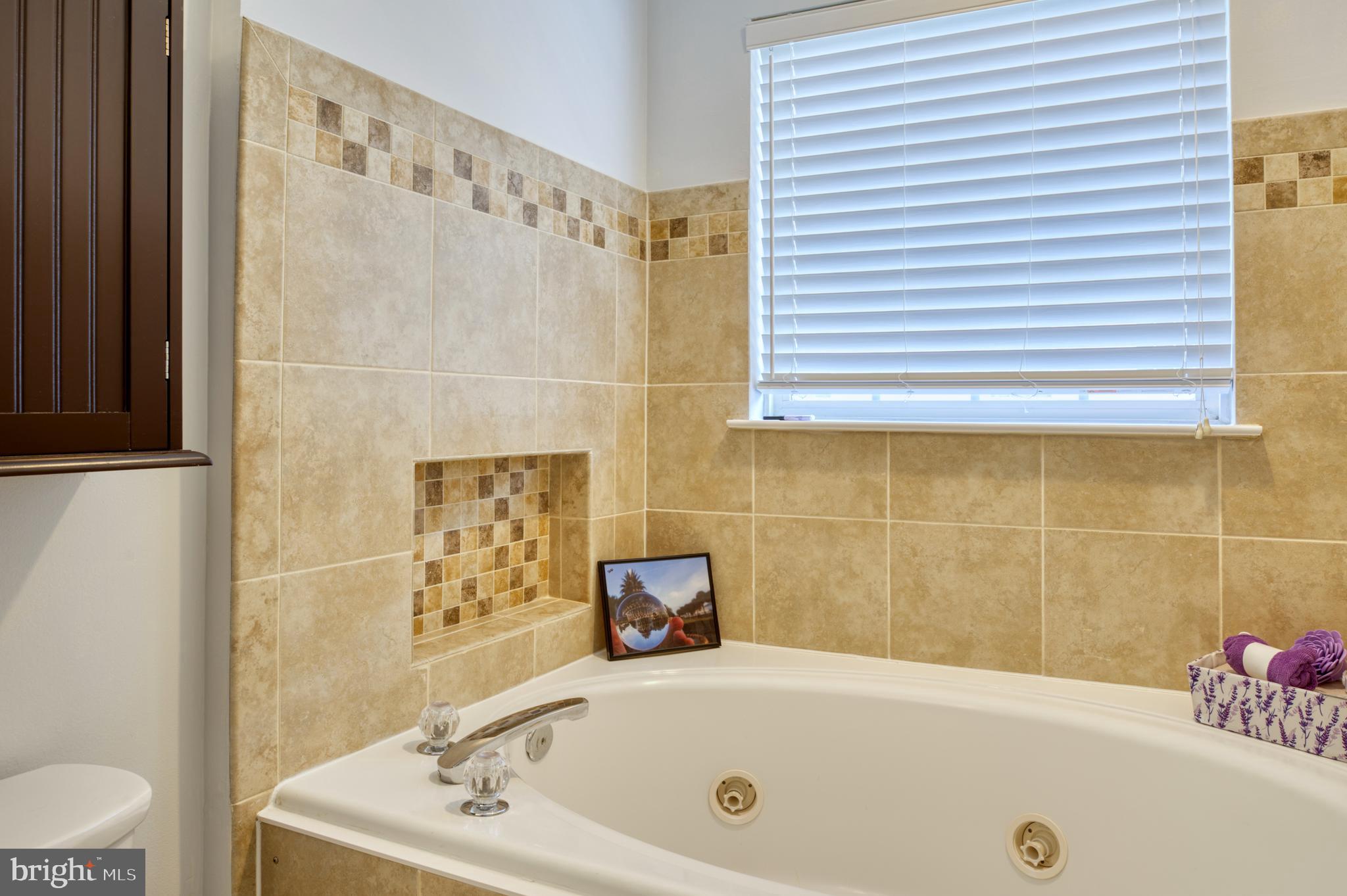 MADISON LANE - Residential