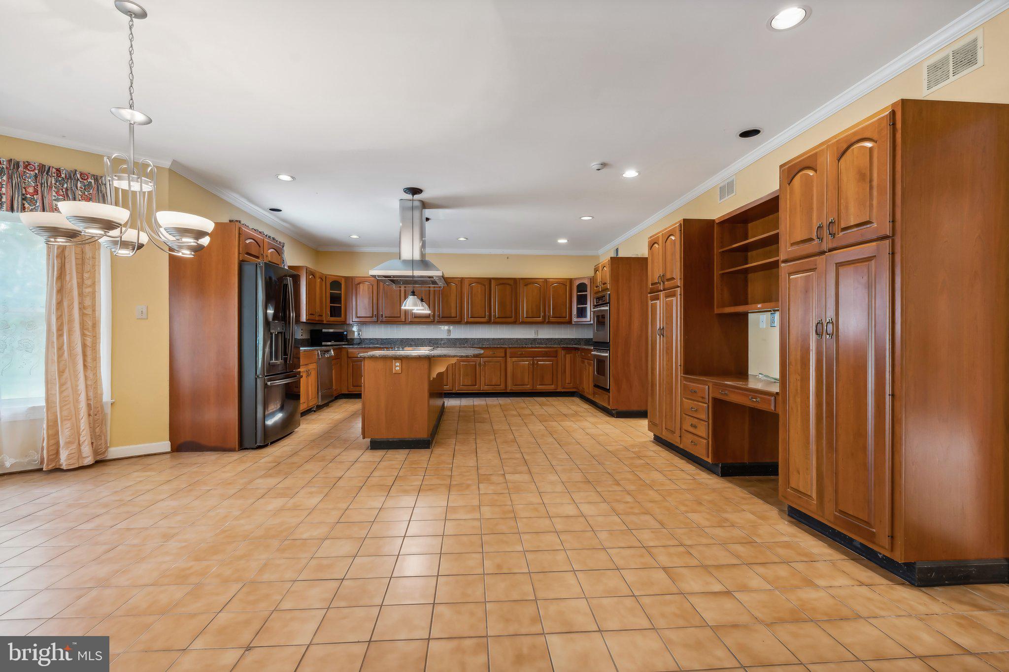 RIVER OAKS FARM - Residential