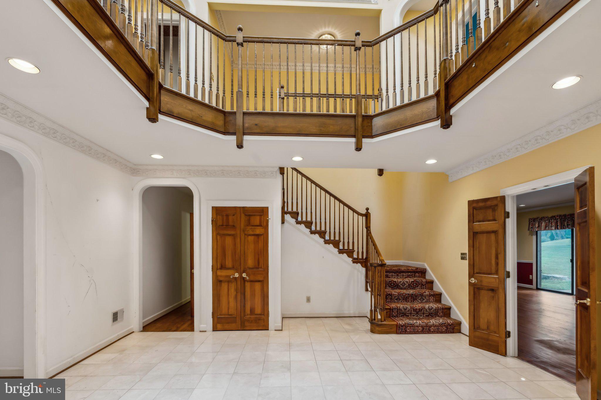 RIVER OAKS FARM - Residential