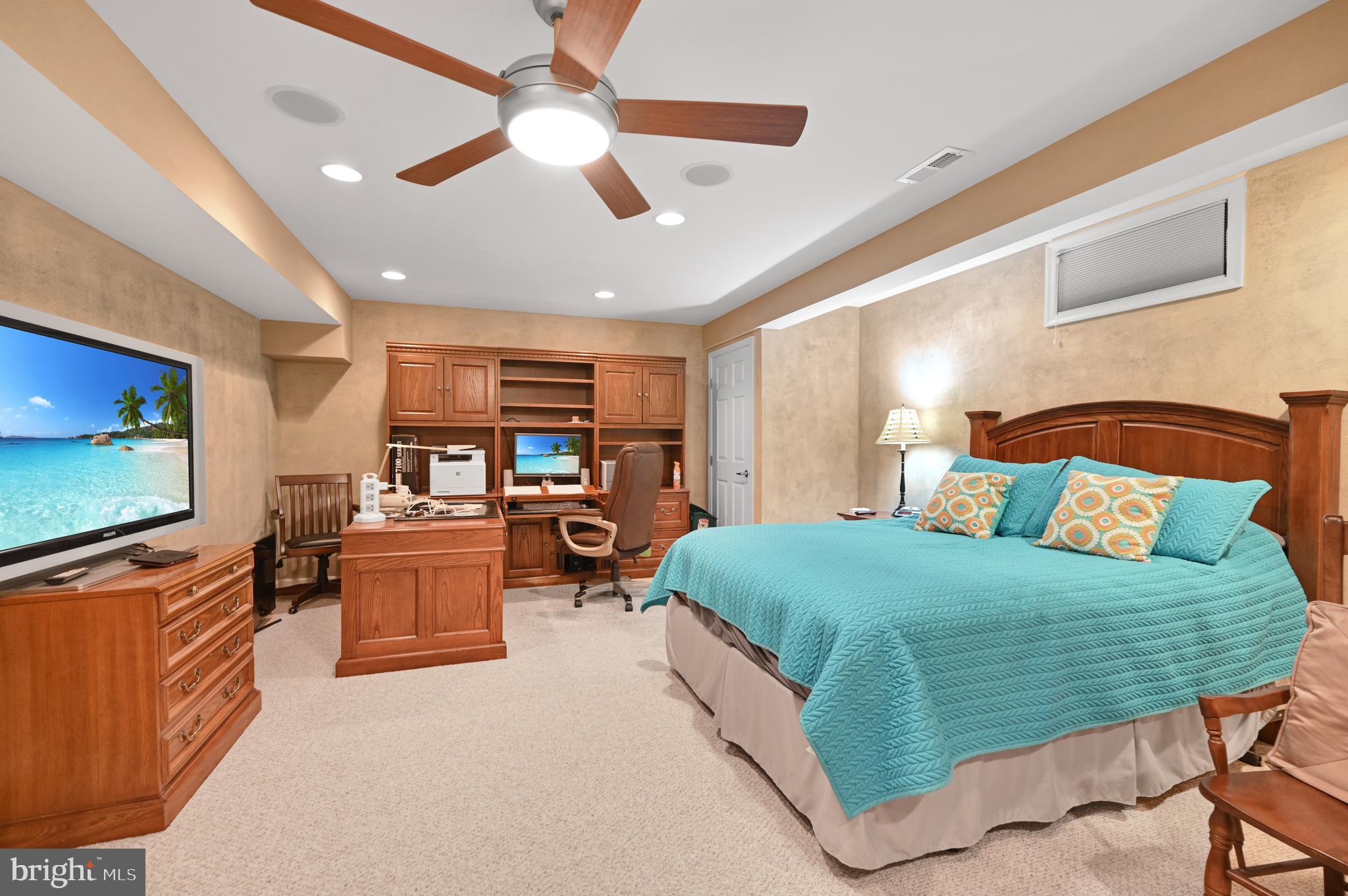 PLANTATION LAKES - Residential