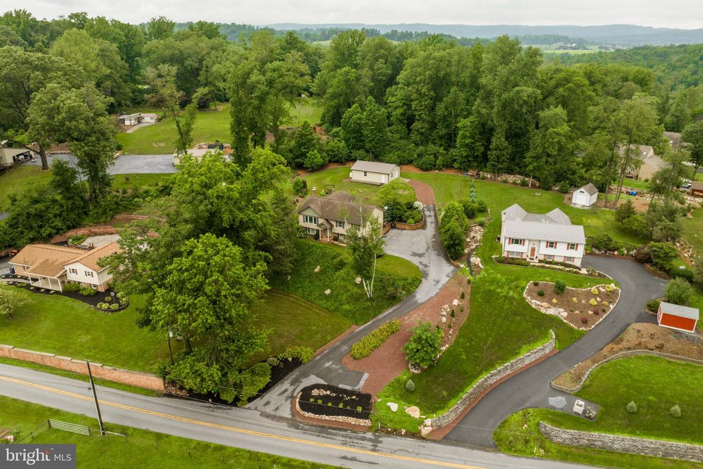 Photo of 160 KLINE RD, DENVER, PA 17517 (MLS # PALA2037462)