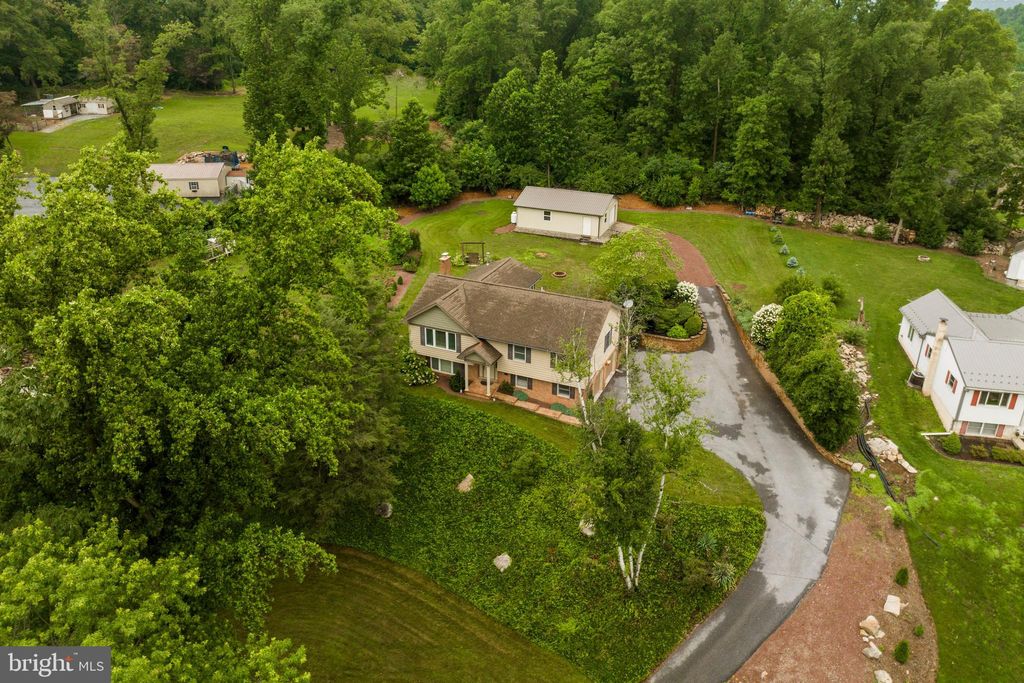 Photo of 160 KLINE RD, DENVER, PA 17517 (MLS # PALA2037462)