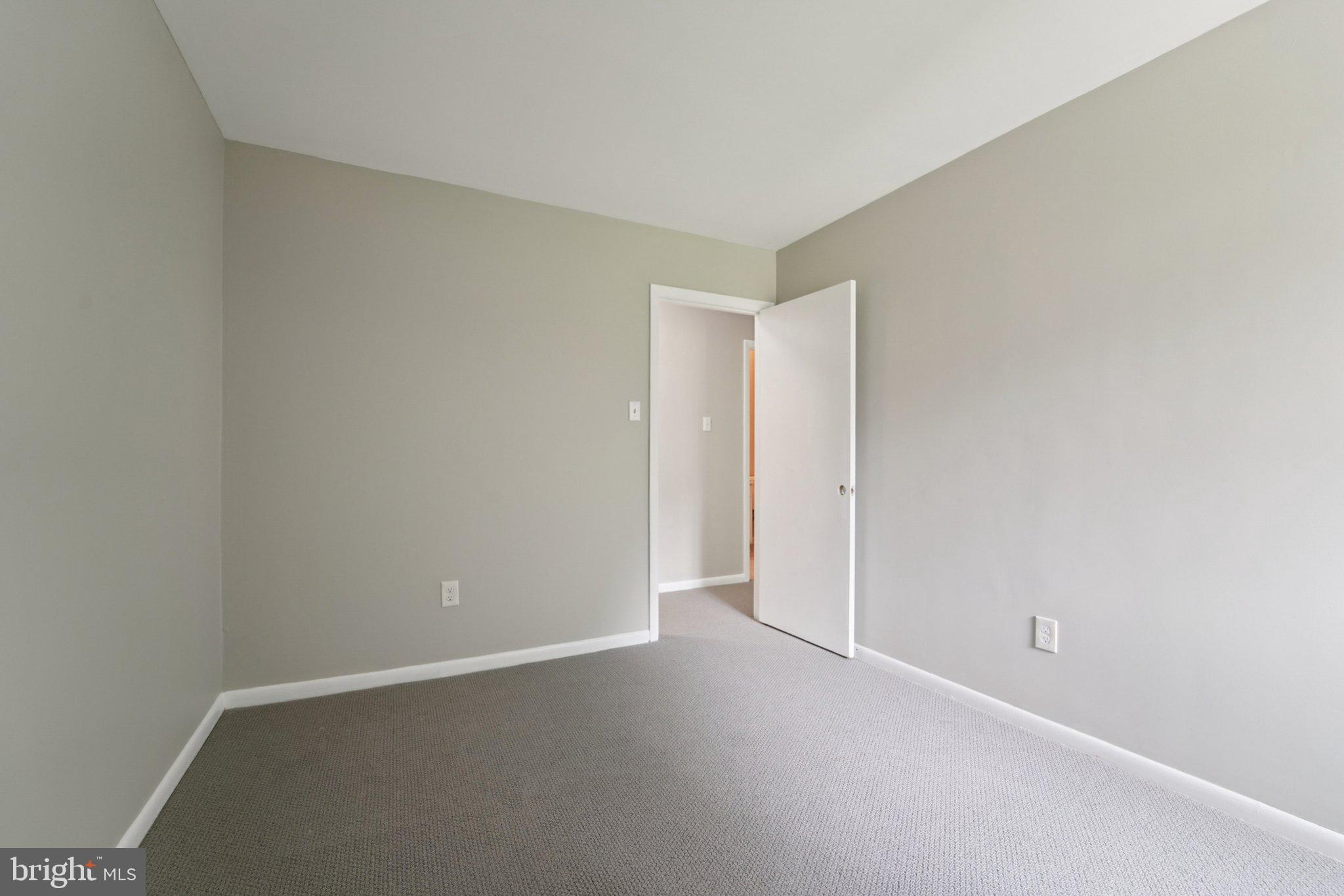 APPLEWALK CONDO - Residential