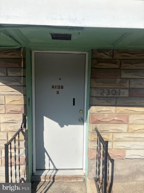 Townhouse For Rent - 2301 B Harlem Avenue<br/> BALTIMORE, MD 21216
