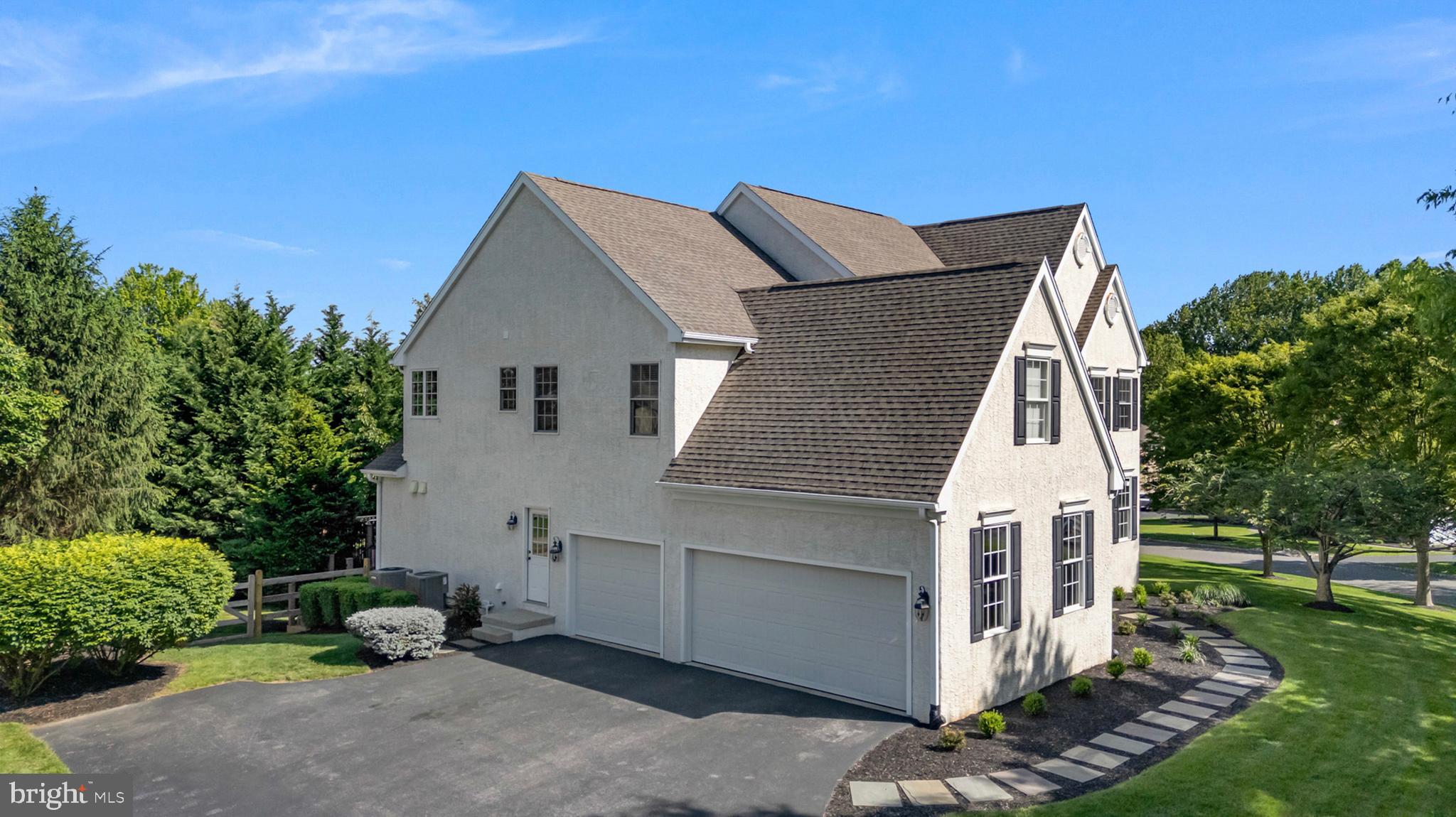 CHERRY CREEK - Residential