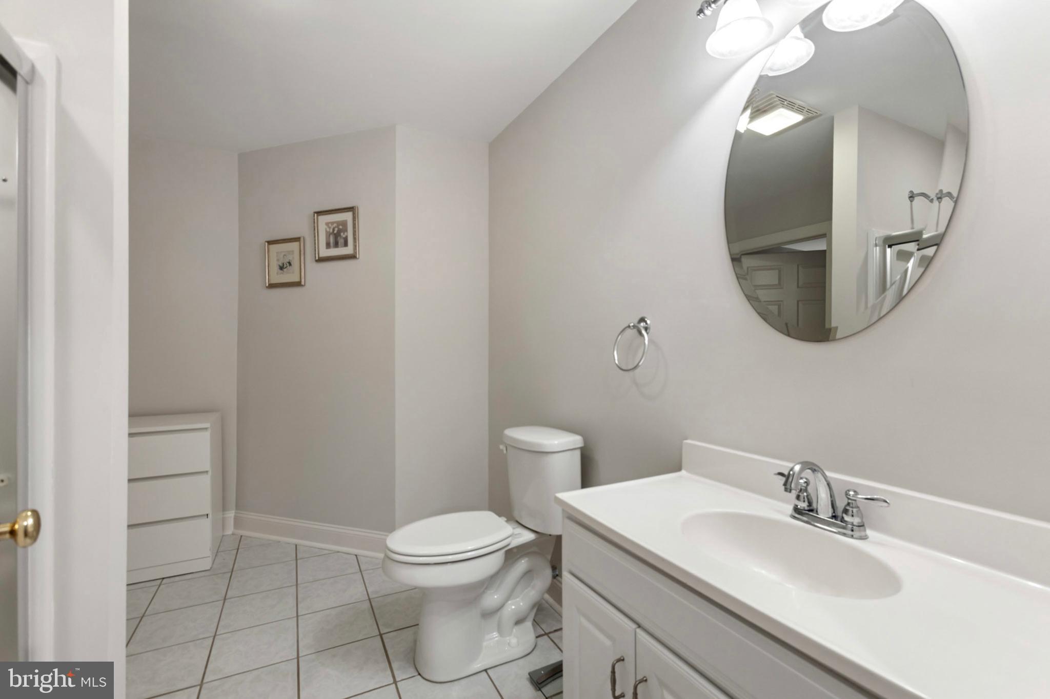 CHERRY CREEK - Residential