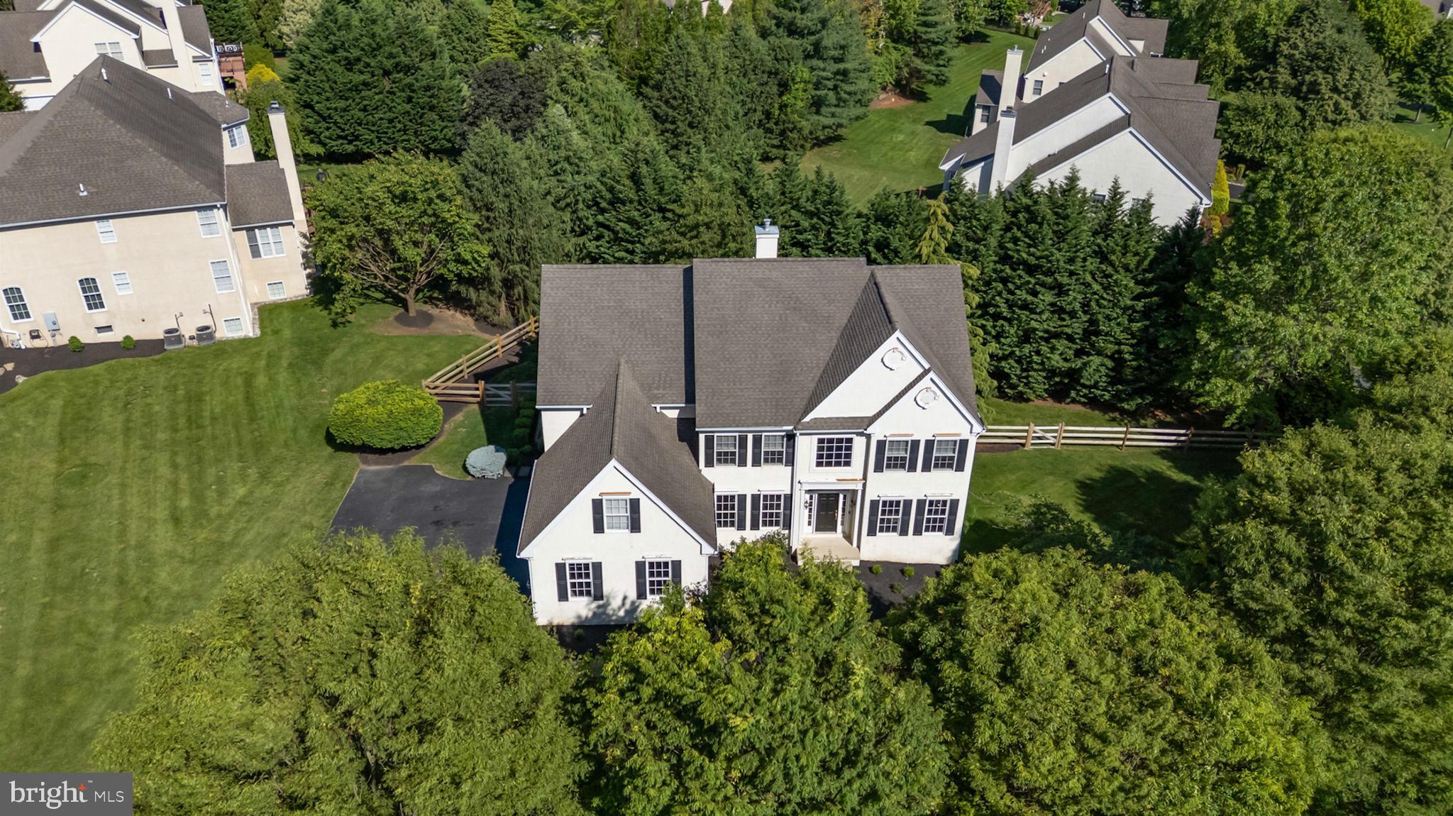 CHERRY CREEK - Residential