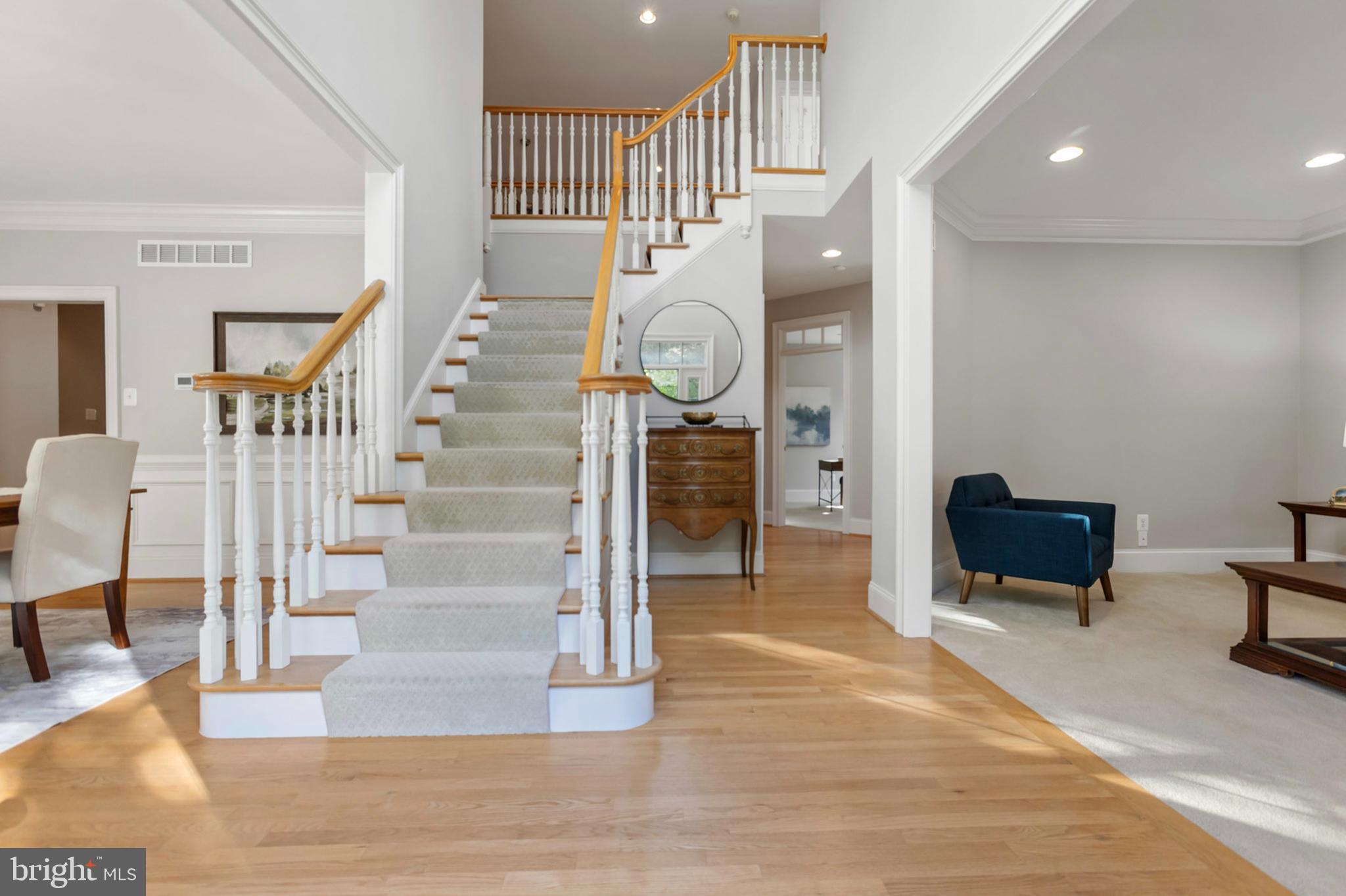 CHERRY CREEK - Residential