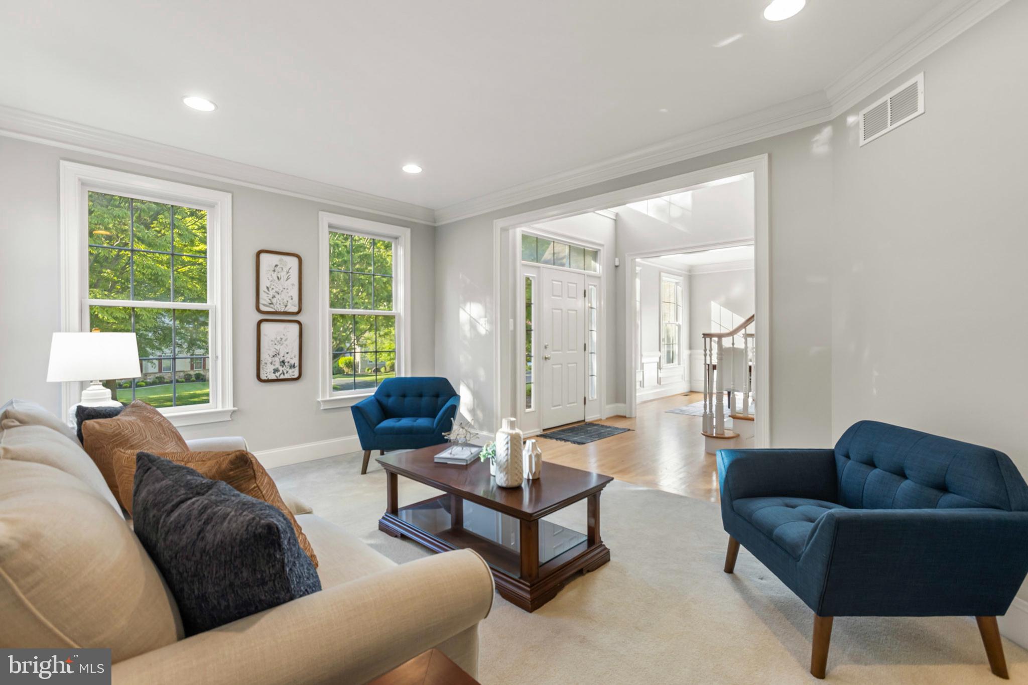 CHERRY CREEK - Residential