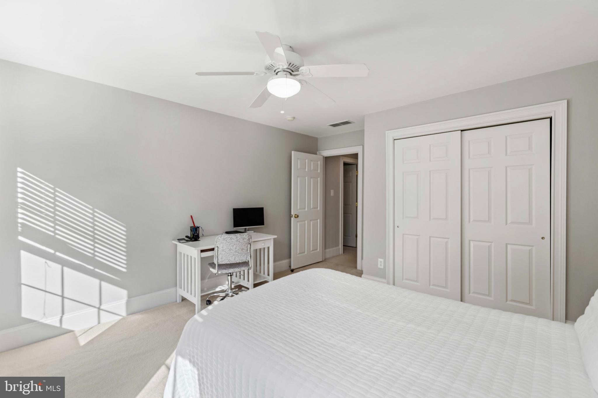 CHERRY CREEK - Residential