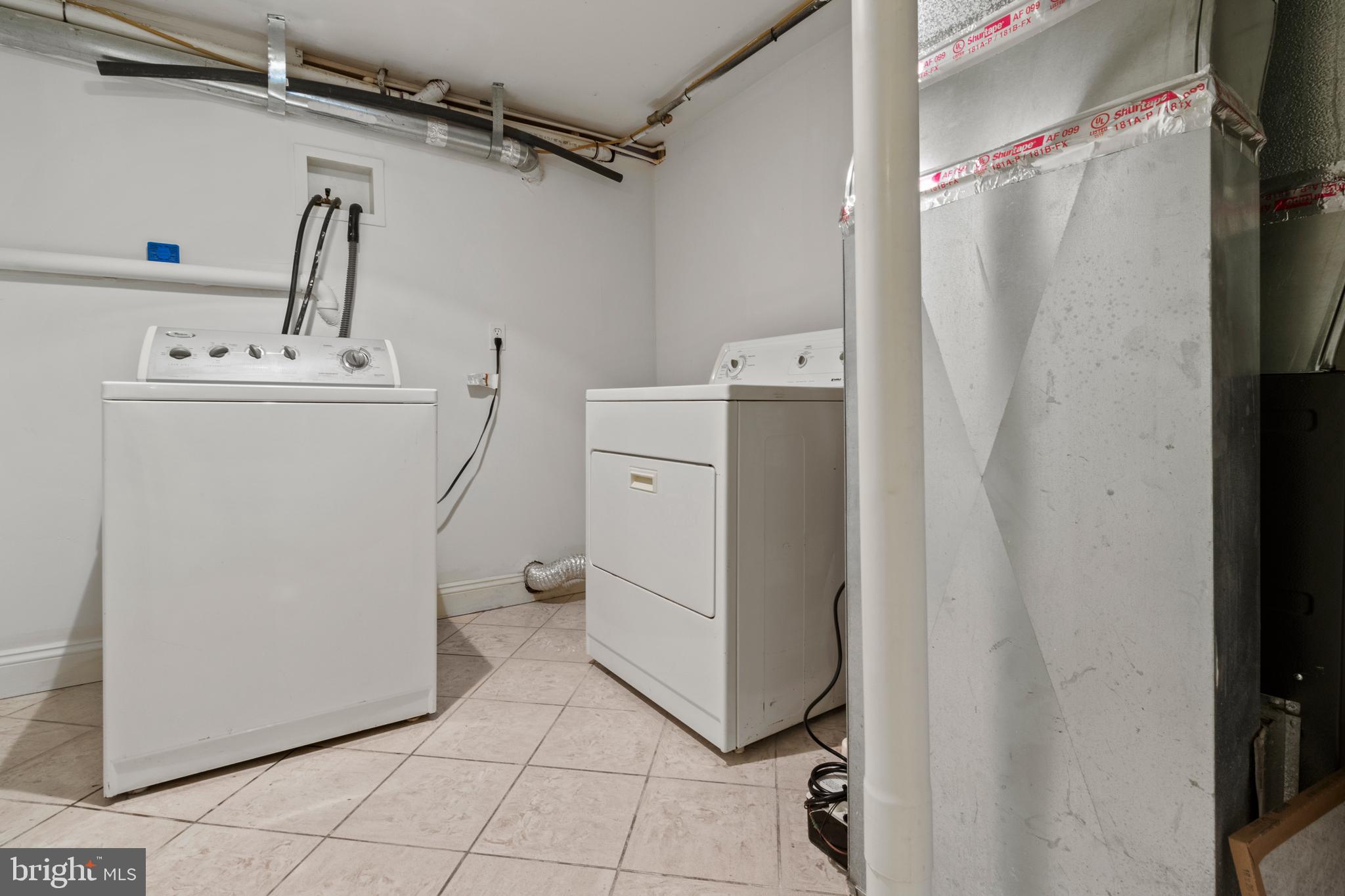 NEWBOLD - Residential Lease