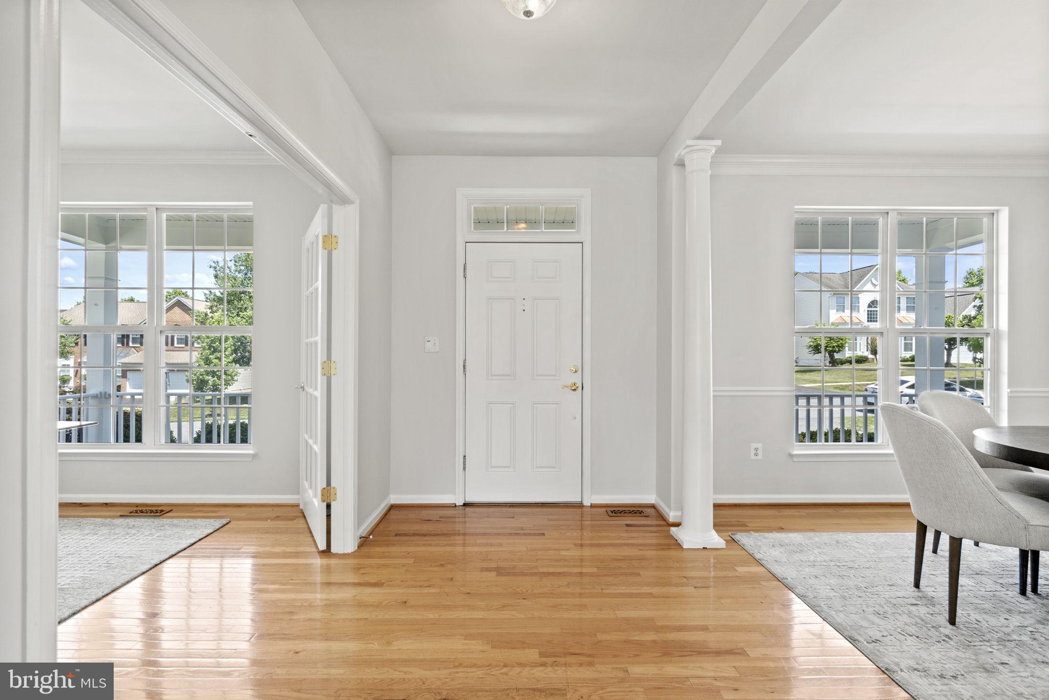 KINGS CROSSING - Residential