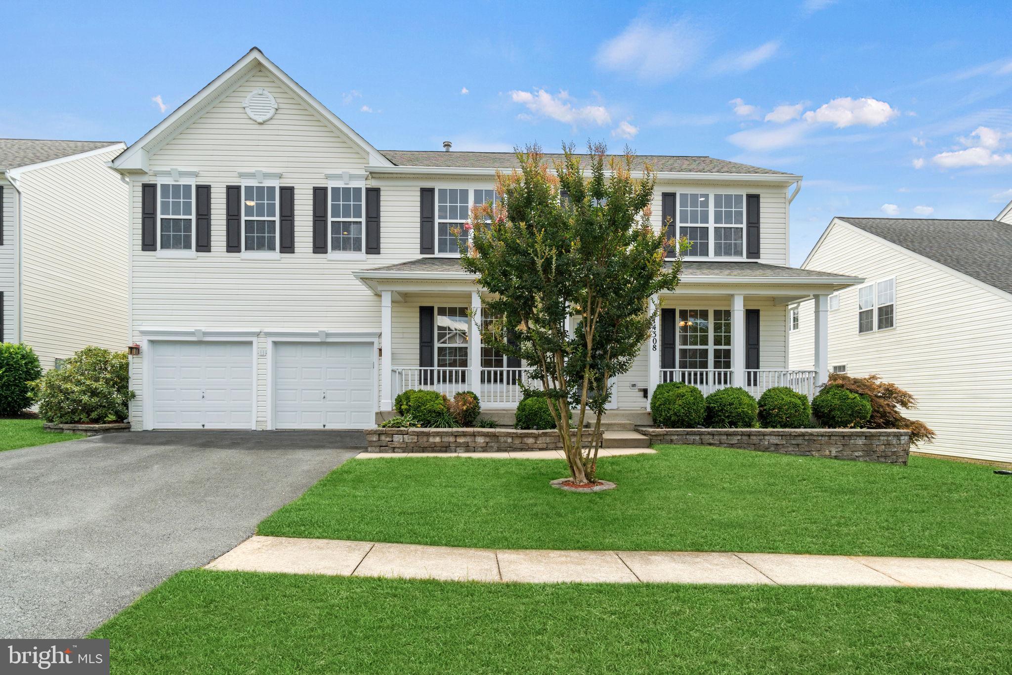 KINGS CROSSING - Residential