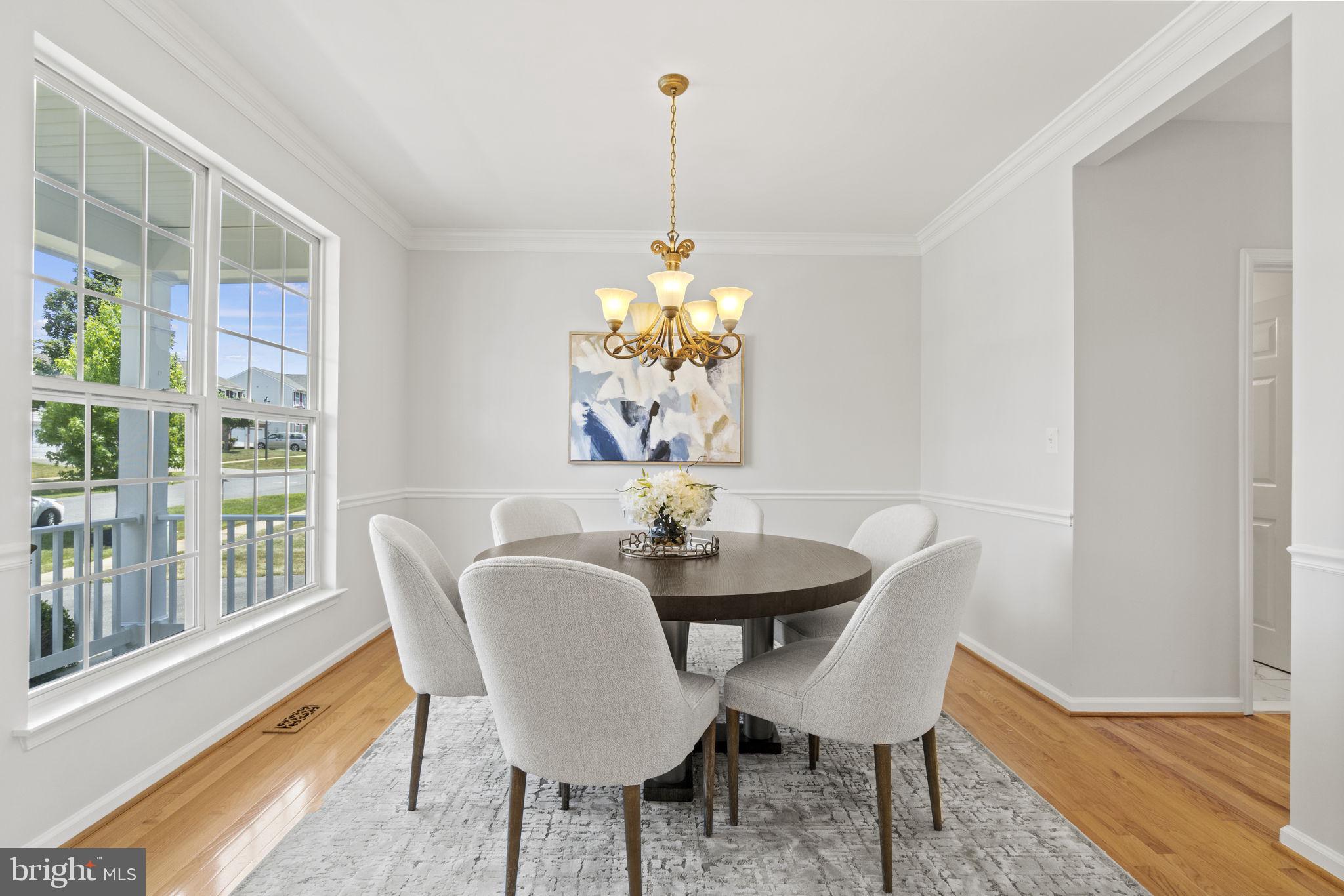 KINGS CROSSING - Residential