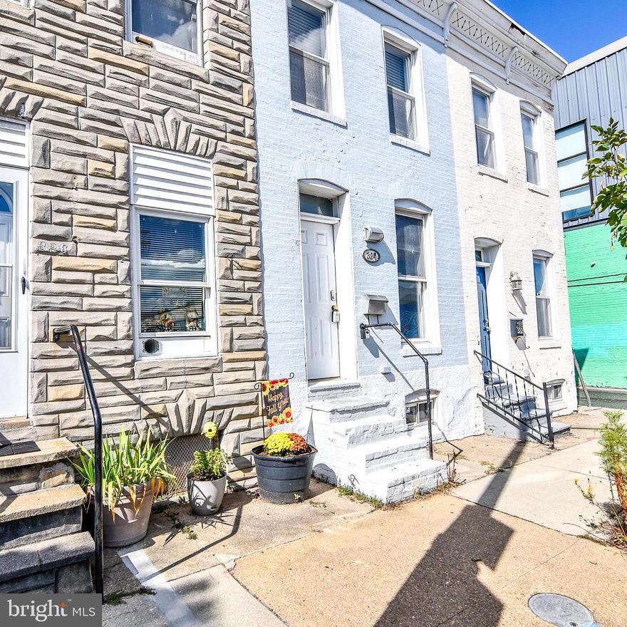 ✨ Price Improvement! Fantastic Location in Remington! SELLERS SAID YES TO CLOSING HELP!!
Charming rowhouse offering 2 spacious bedrooms and 1 full bath. The kitchen features stainless steel appliances and granite countertops, perfect for cooking and entertaining. Enjoy central air conditioning, hardwood floors on the main level, and neutral paint colors throughout. Upstairs, you'll find carpeted bedrooms and a stacked washer/dryer for added convenience. The basement provides excellent storage space.
Located in the heart of Remington, this home is just a short walk to popular local restaurants, shops, Wyman Park, JHU Homewood Campus, Hampden, and Charles Village, with easy access to Downtown Baltimore—only 10 minutes away!