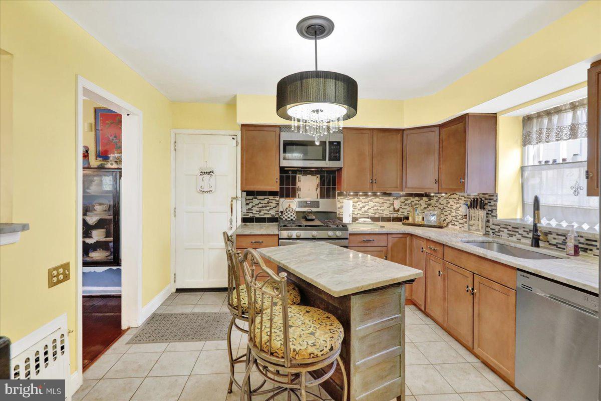 HAMPDEN HEIGHTS - Residential