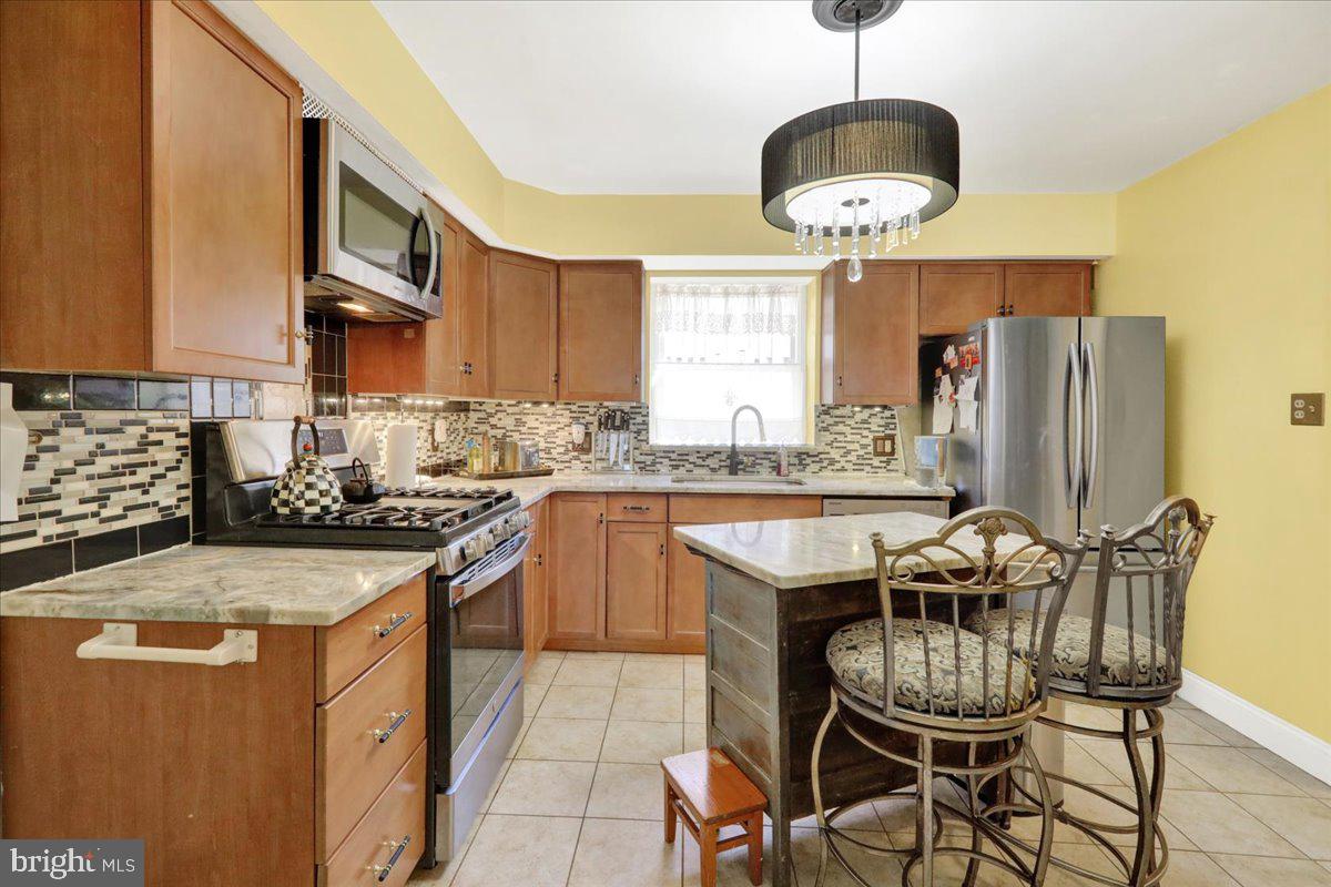 HAMPDEN HEIGHTS - Residential